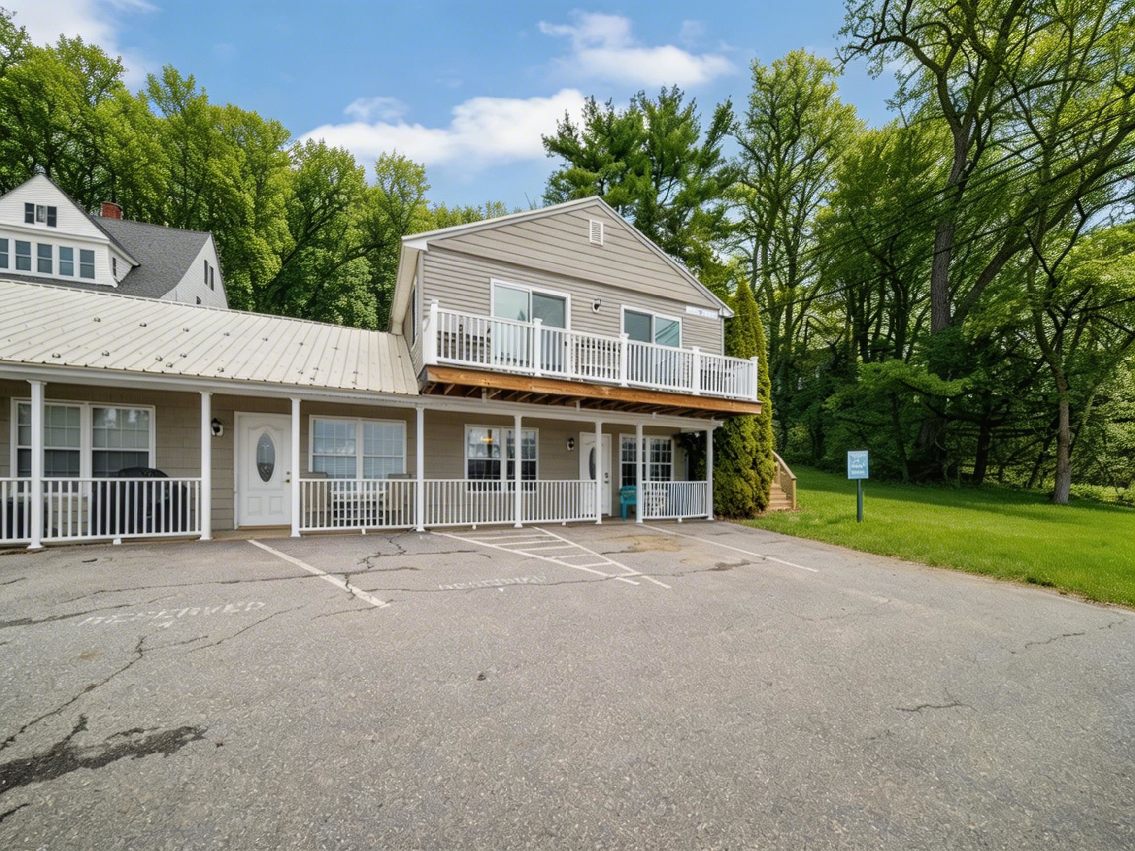 850 Laconia Rd, Tilton, NH 03276