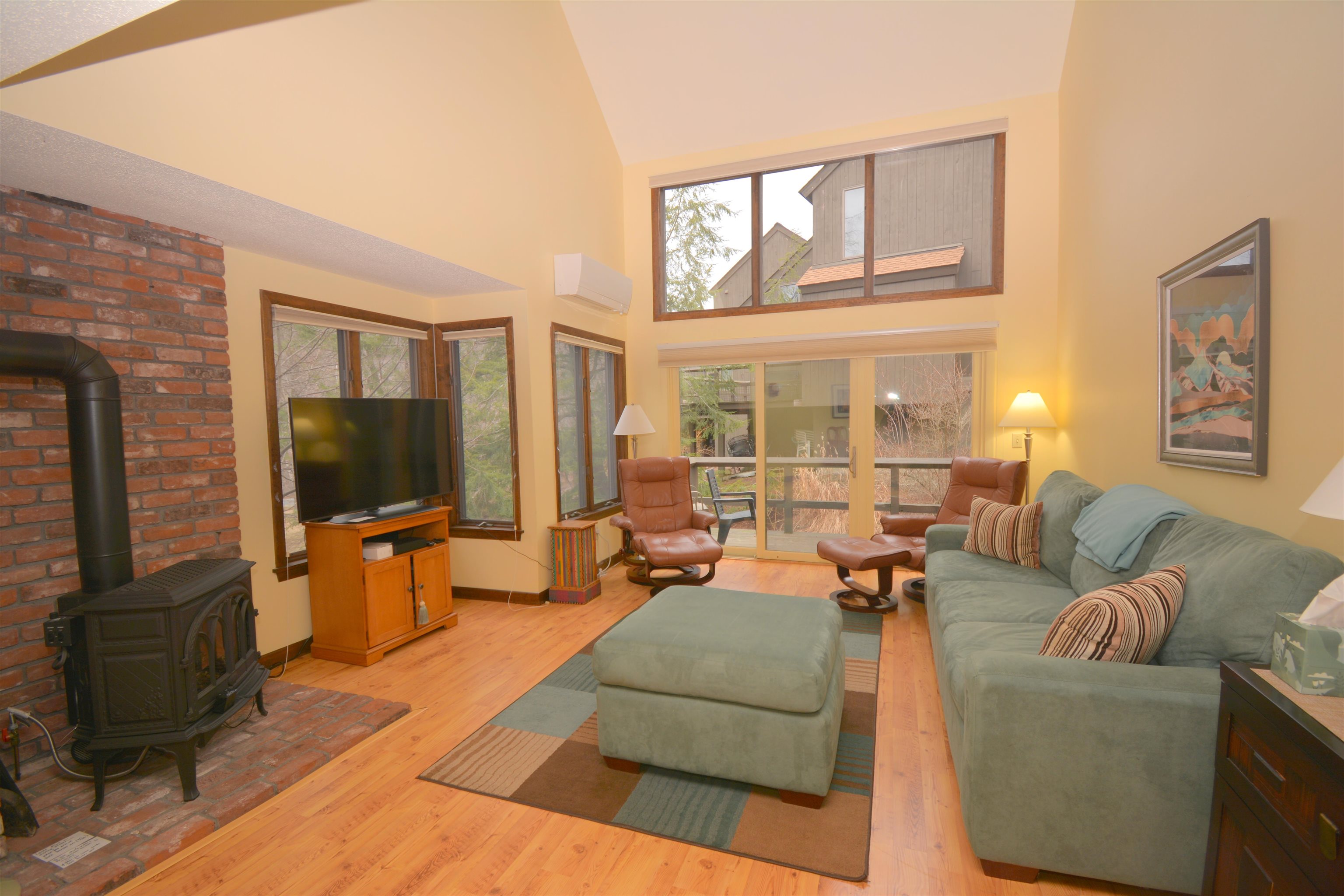 626 Otter Rd #626, Grantham, NH 03753