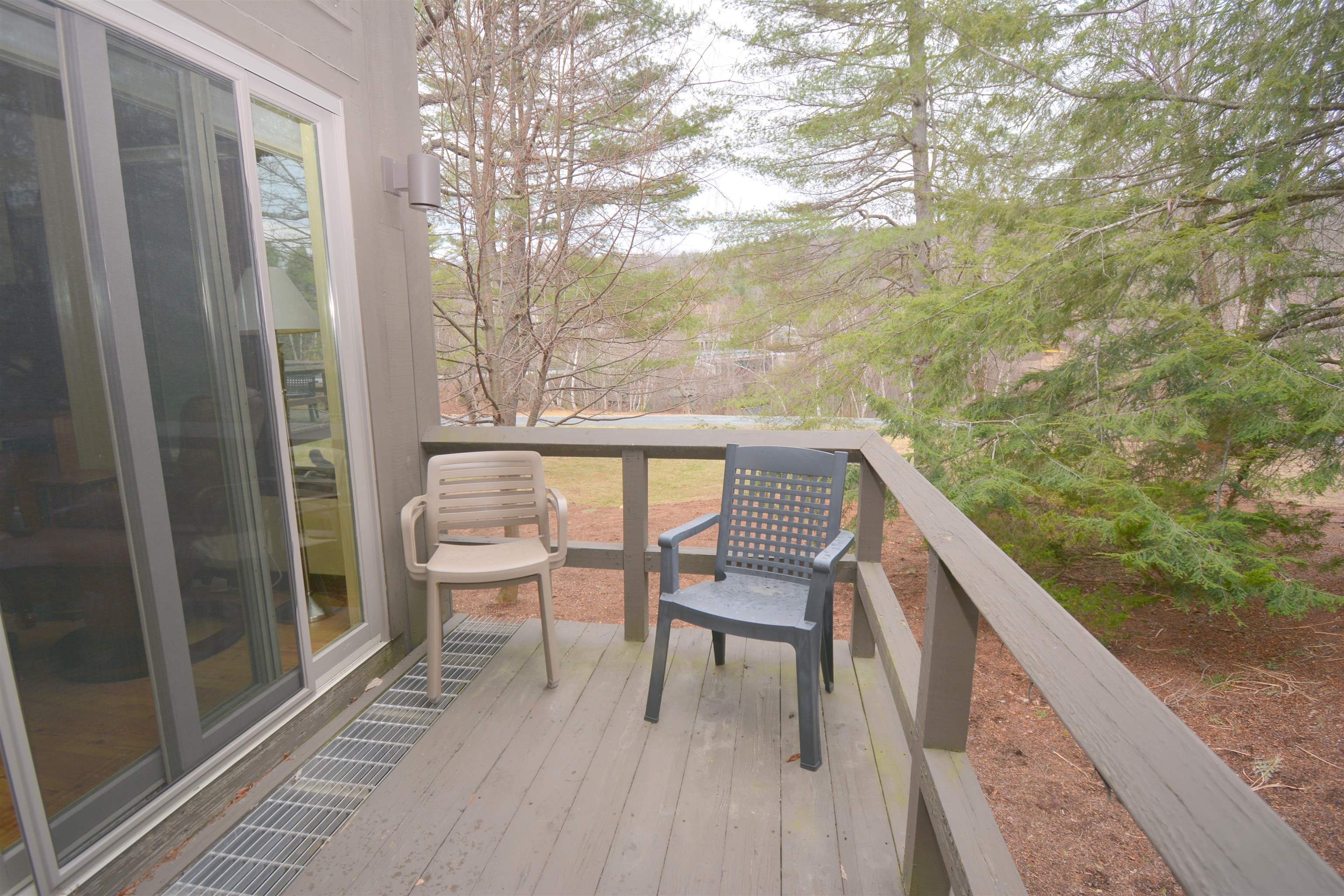 626 Otter Rd, Grantham, NH 03753