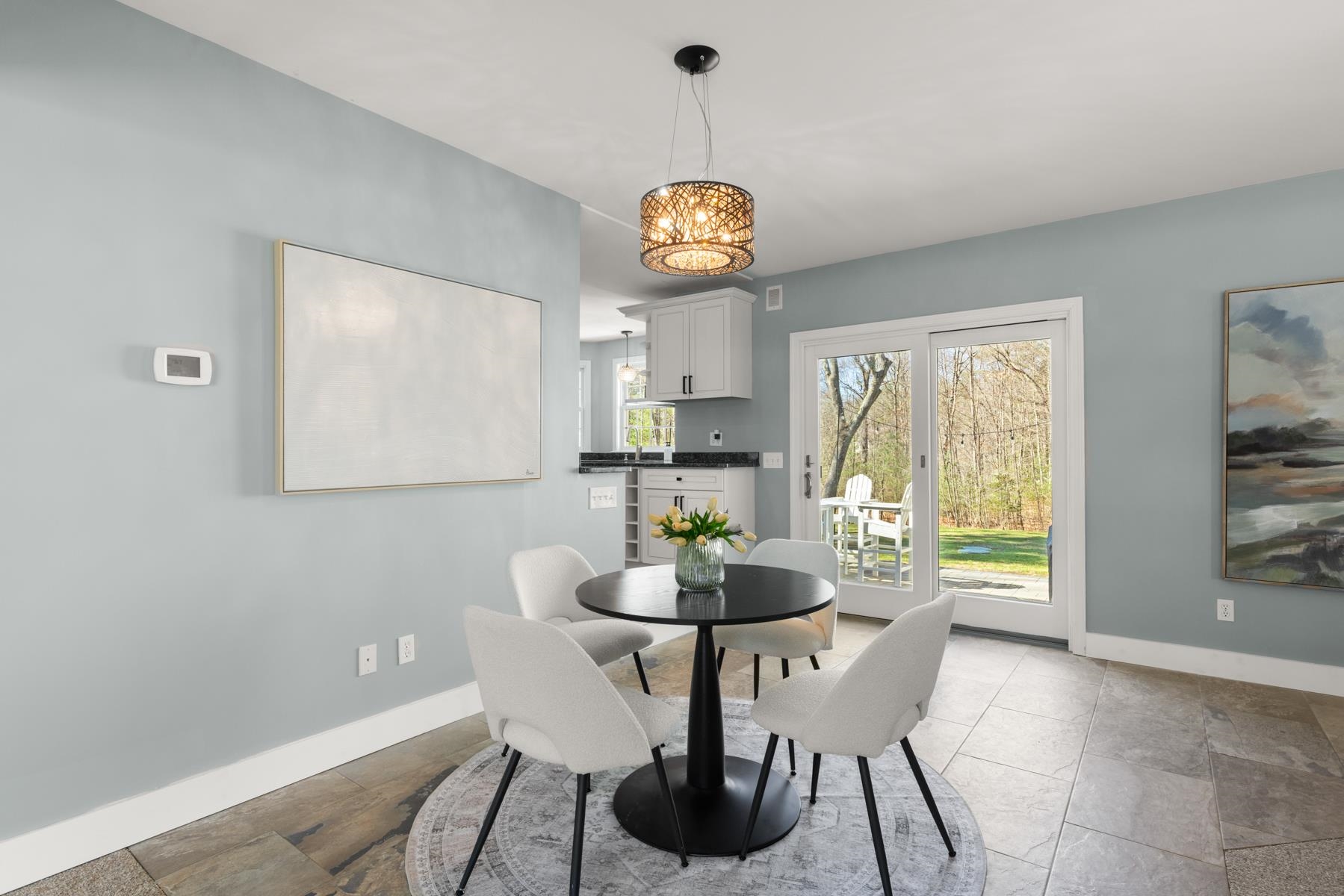 35 Winterberry Ln, Stratham, NH 03885