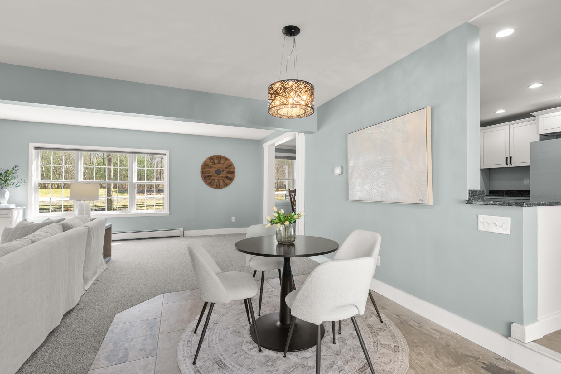 35 Winterberry Ln, Stratham, NH 03885