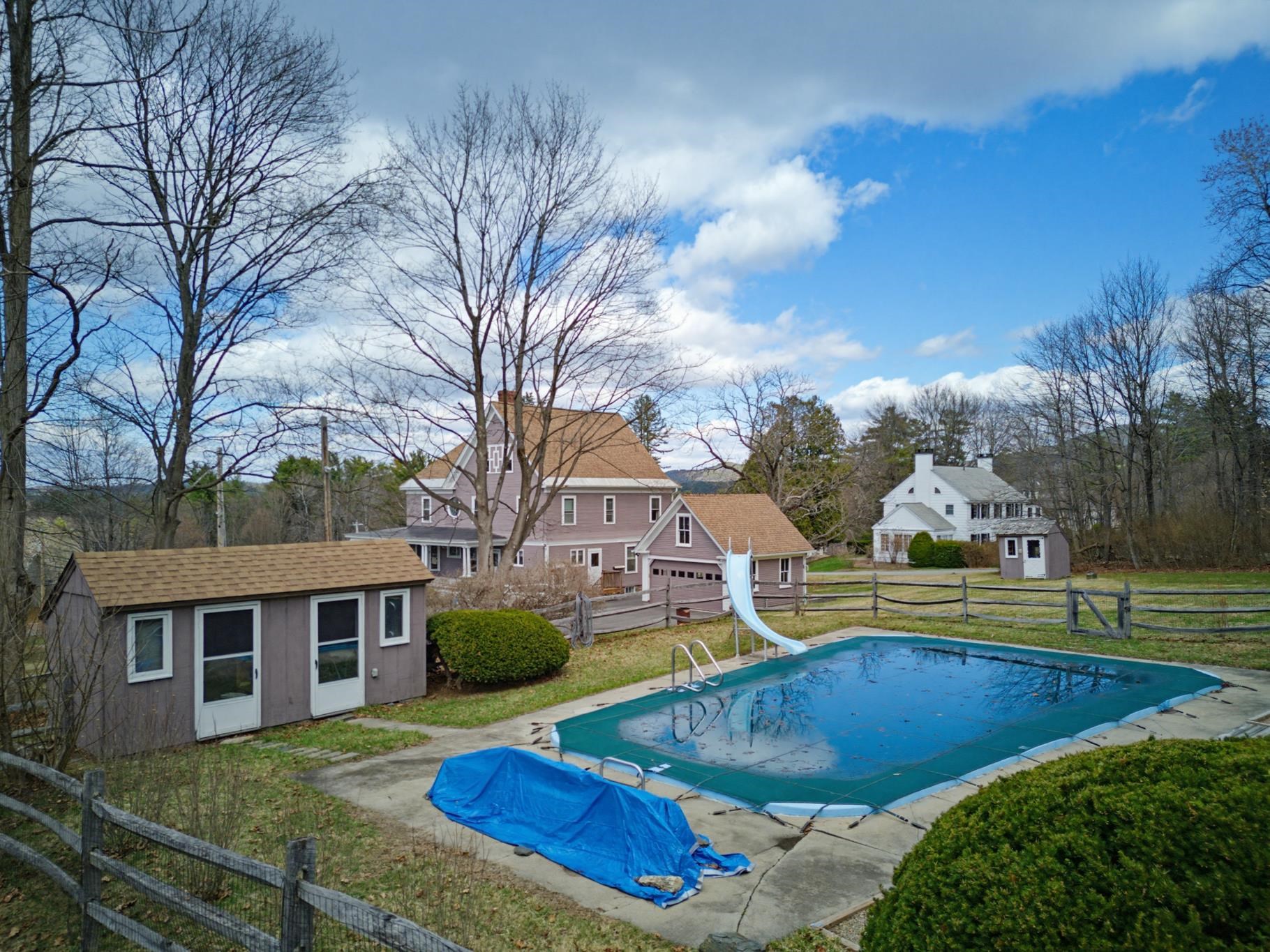 3 Fisher Pl, Claremont, NH 03743