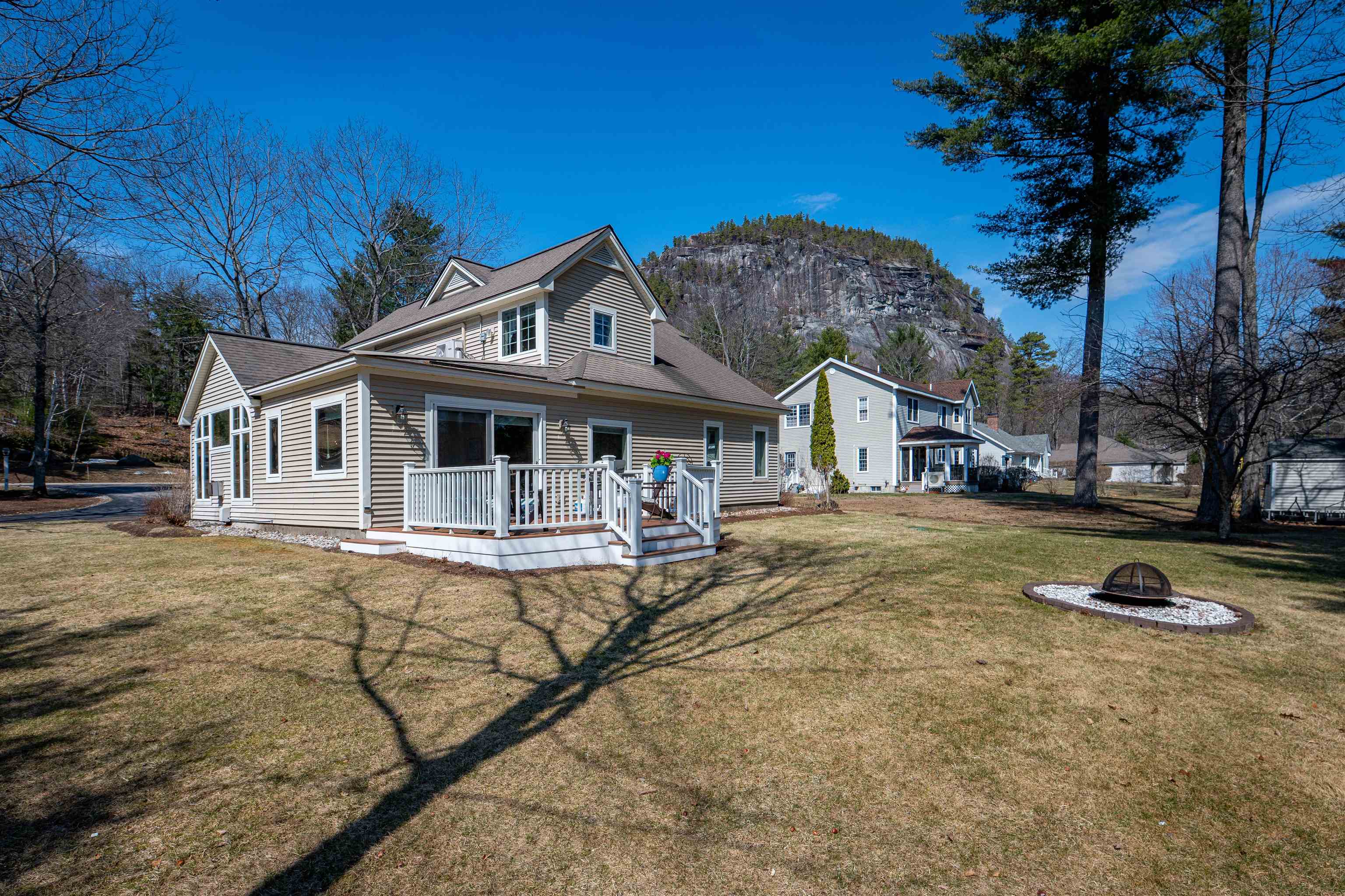 Back of 18 Falcon Way