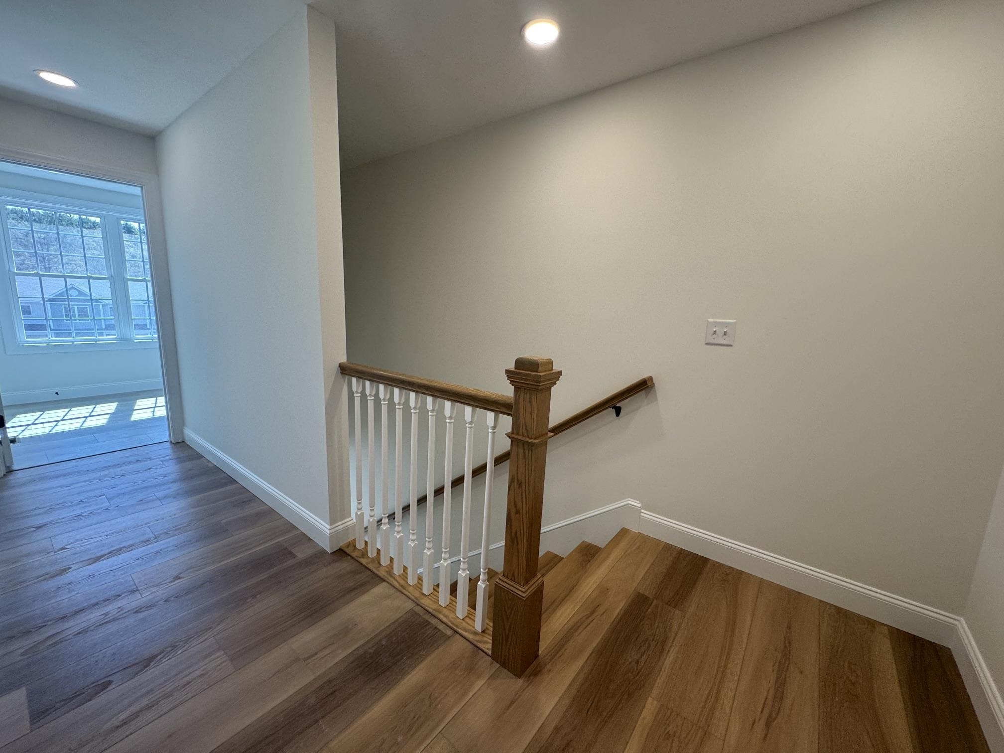 6B Dearborn Cir, Goffstown, NH 03045