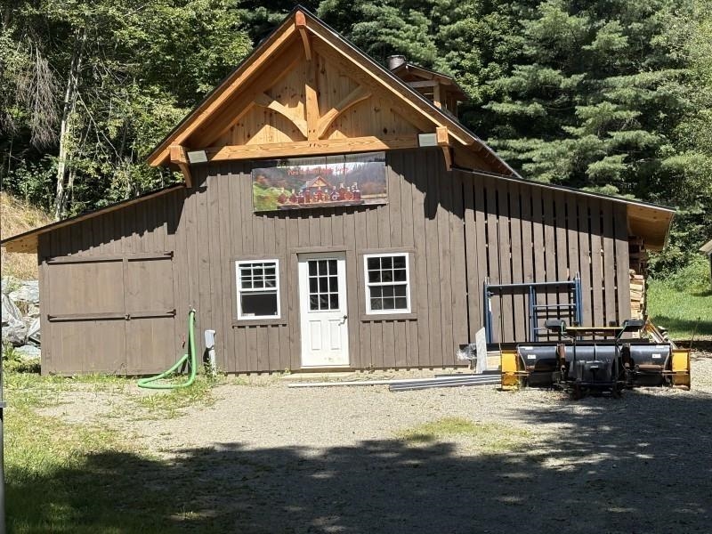 33 Williams Ln, Wolcott, VT 05680