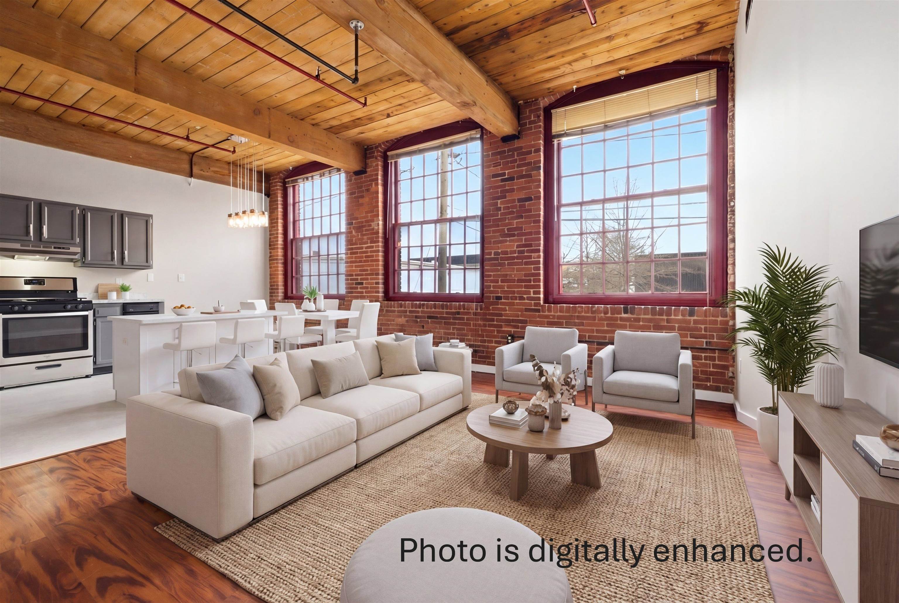 470 Silver St, Manchester, NH 03103