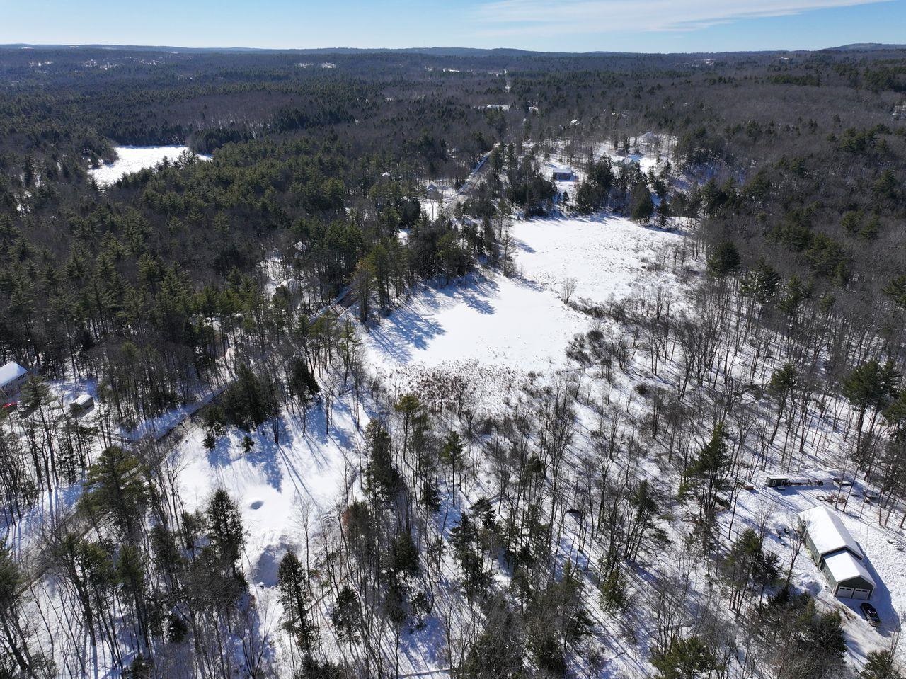 72-1 Range Rd, Deerfield, NH 03037