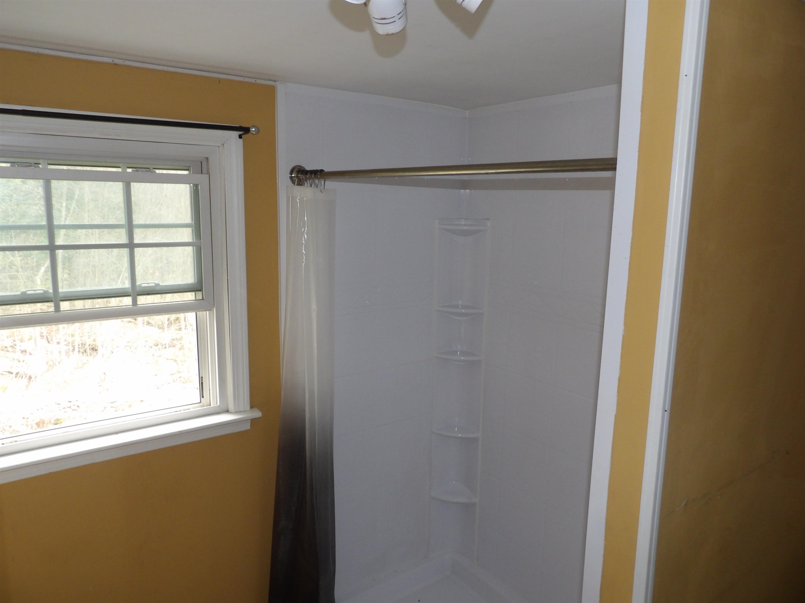 2sd floor 3/4 bathroom 25074791