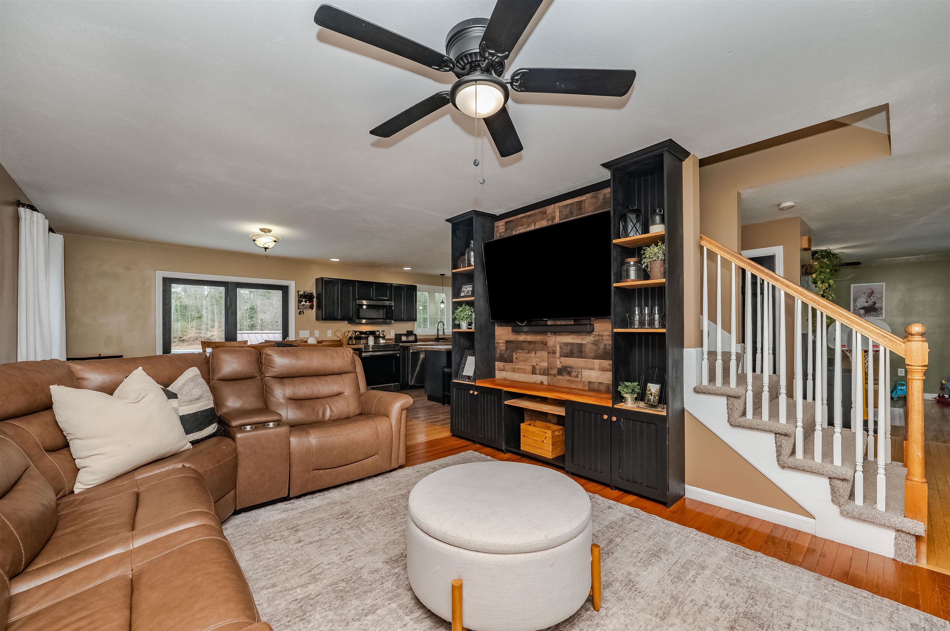 45 Cherub Dr, Farmington, NH 03835