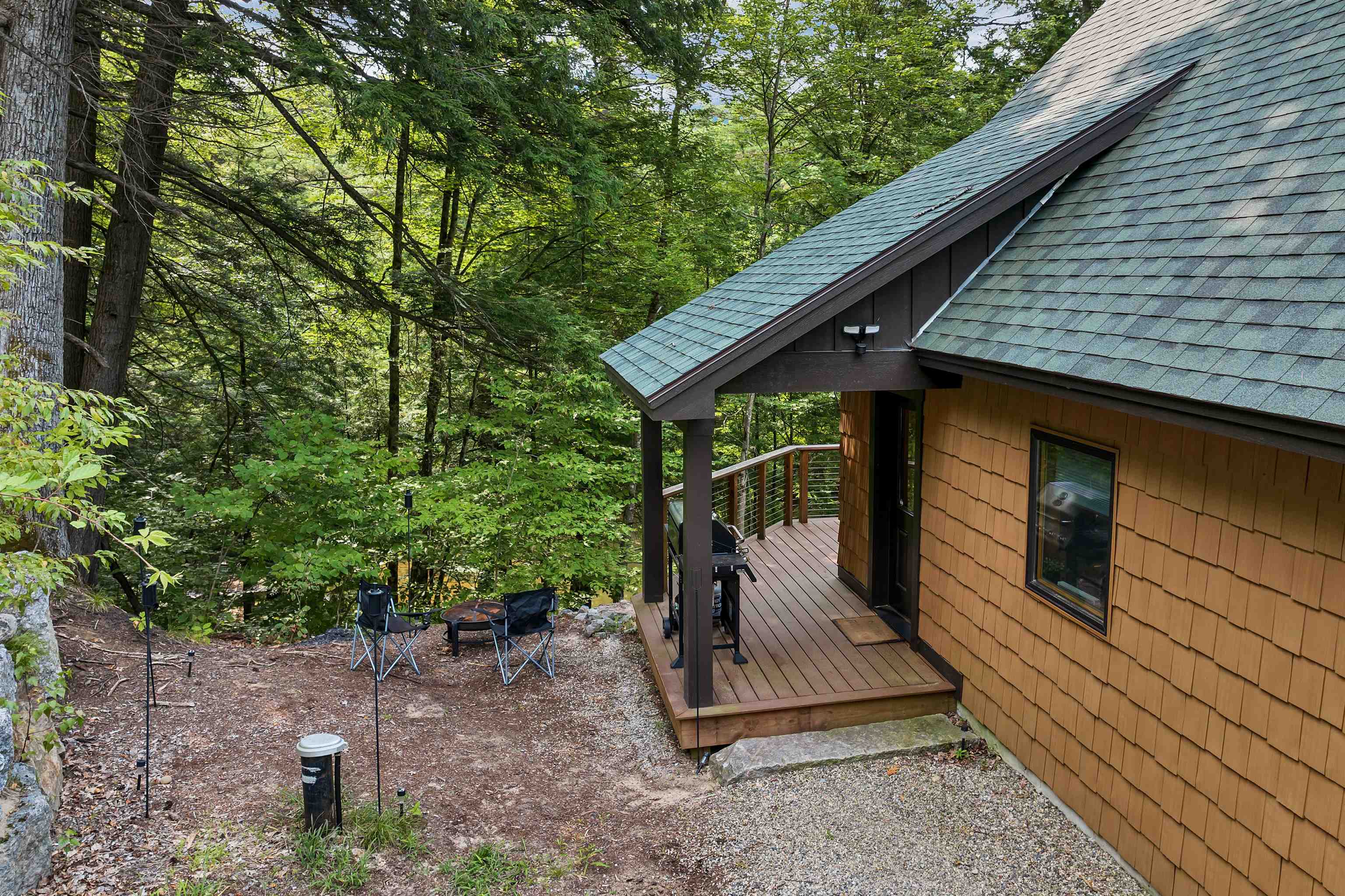 479 River Rd, Bridgewater, NH 03222