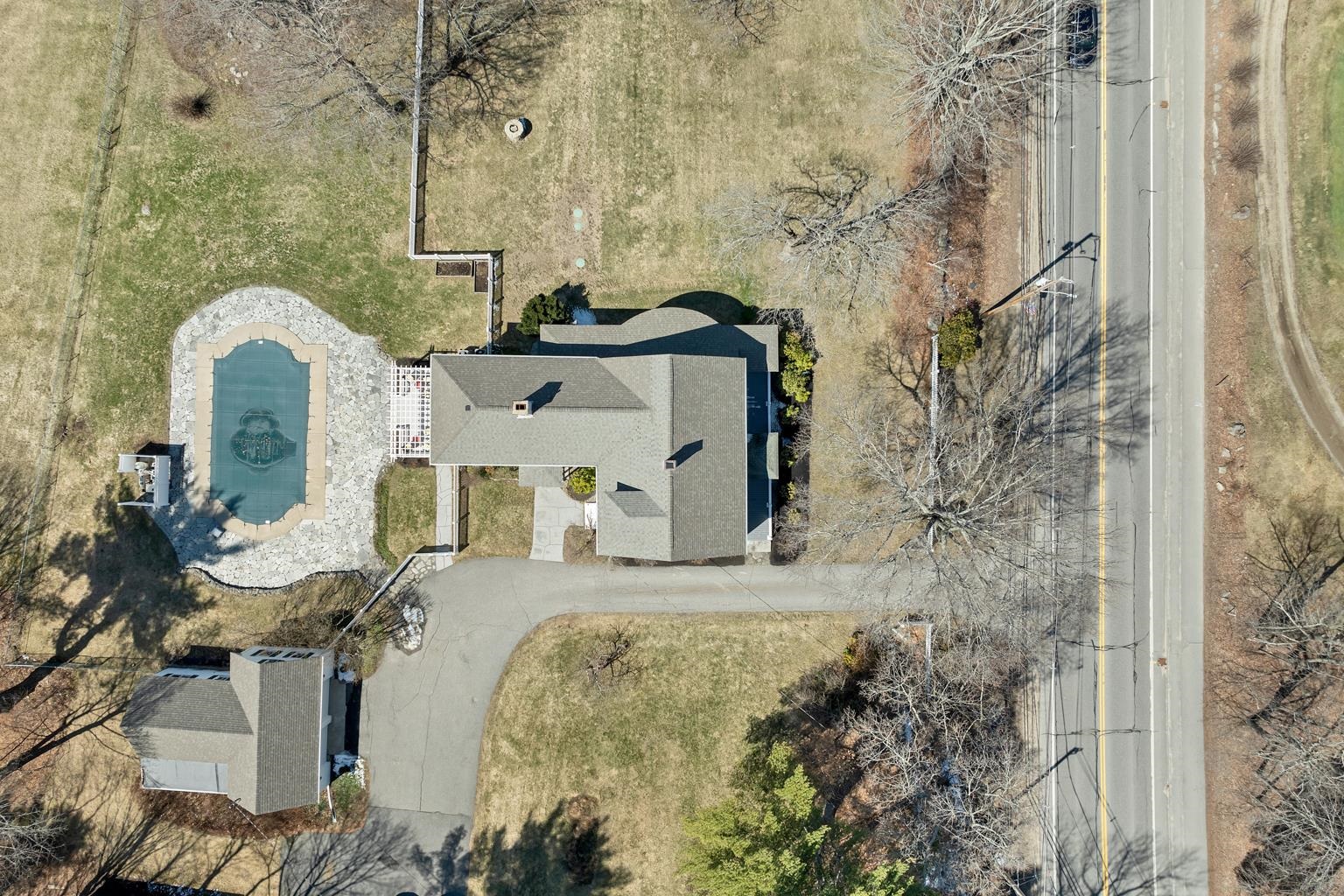 375 S Main St, Wolfeboro, NH 03894