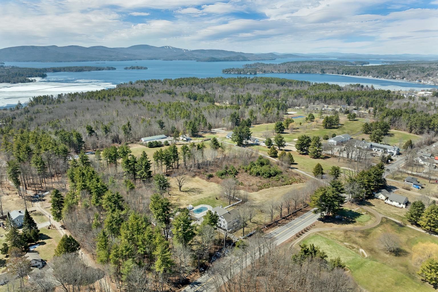 375 S Main St, Wolfeboro, NH 03894