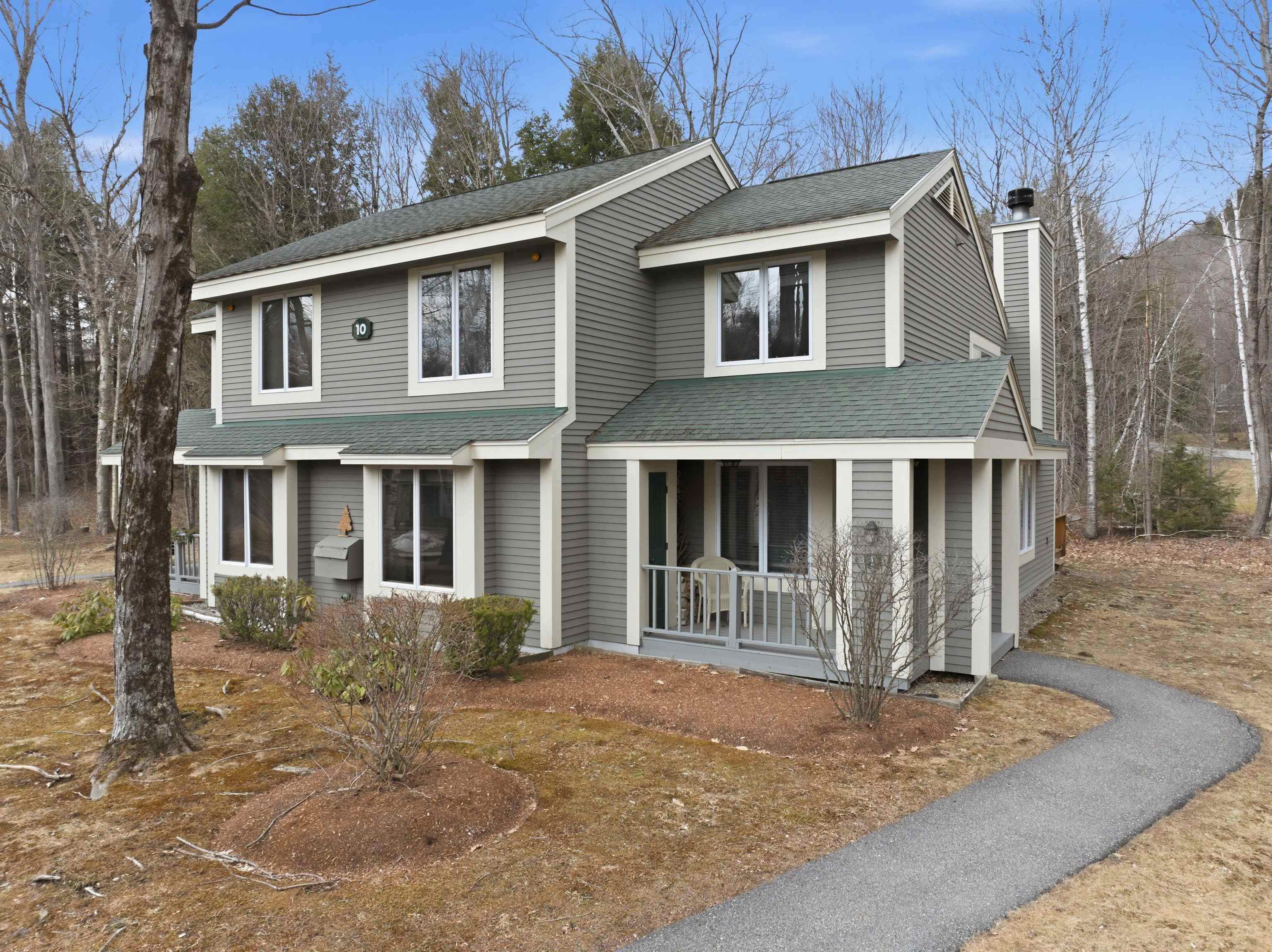 Photo 3 of Condo for sale at 10 Mountain Brook Cir #1, Lincoln, NH 03251 | MLS# 5083624 | Listing updated on 2026-09-30