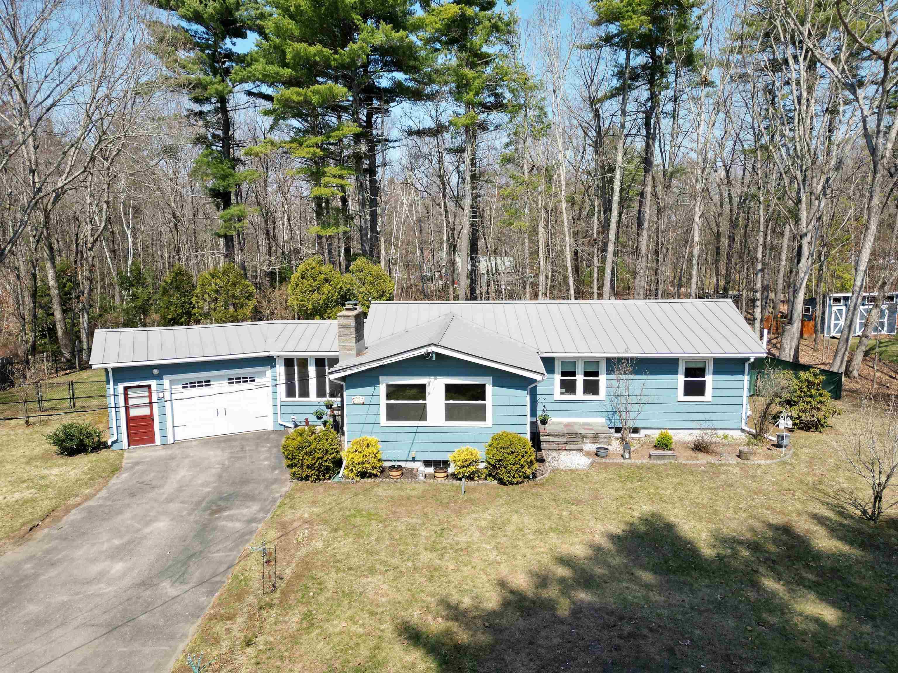 Photo of 17 Rockrimmon Road Kingston NH 03848