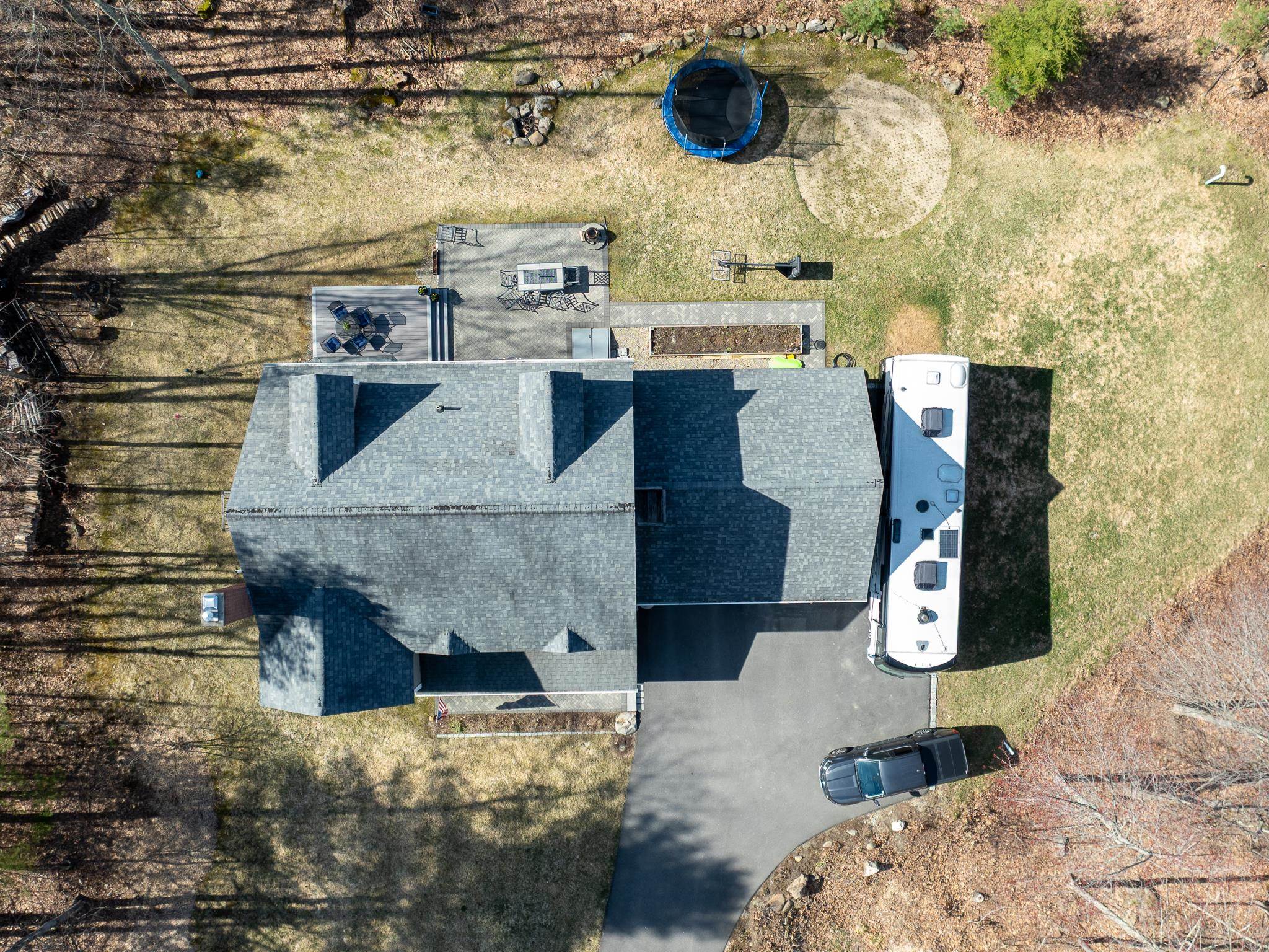 28 Fieldstone Dr, Dover, NH 03820