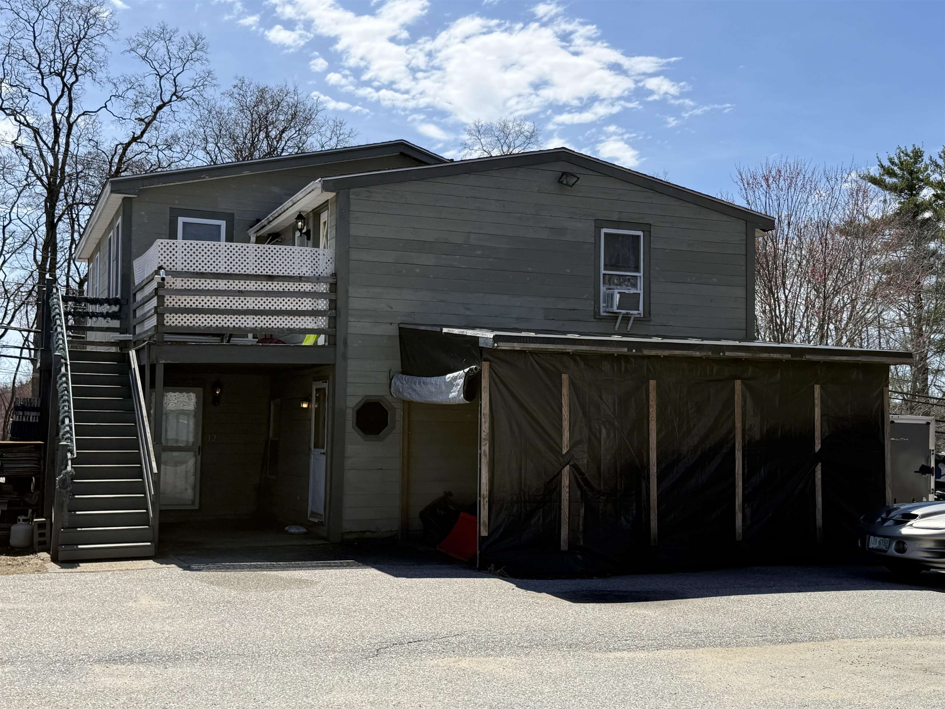 1268 Hanover St, Manchester, NH 03104