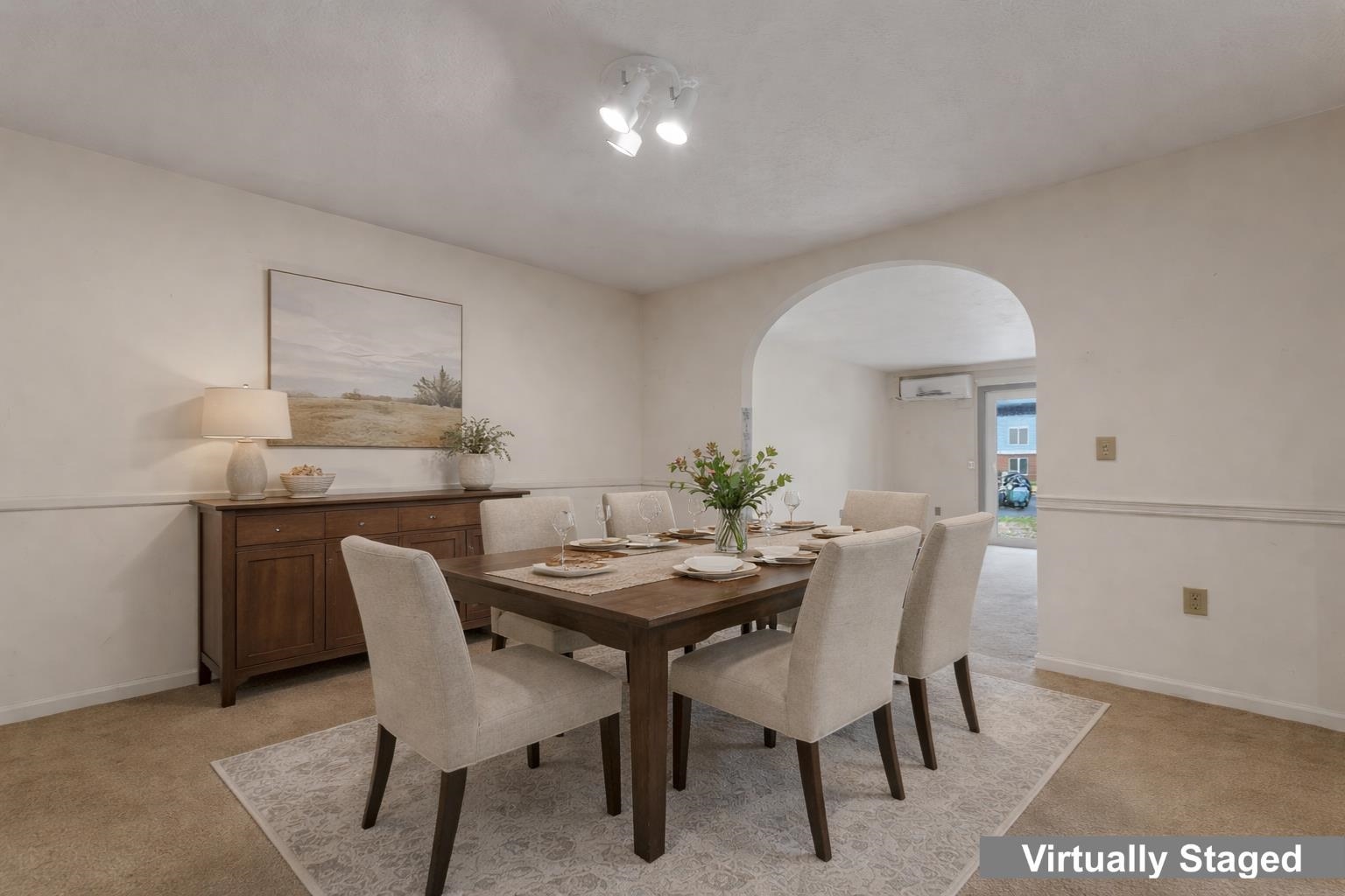 Virtually staged dining room