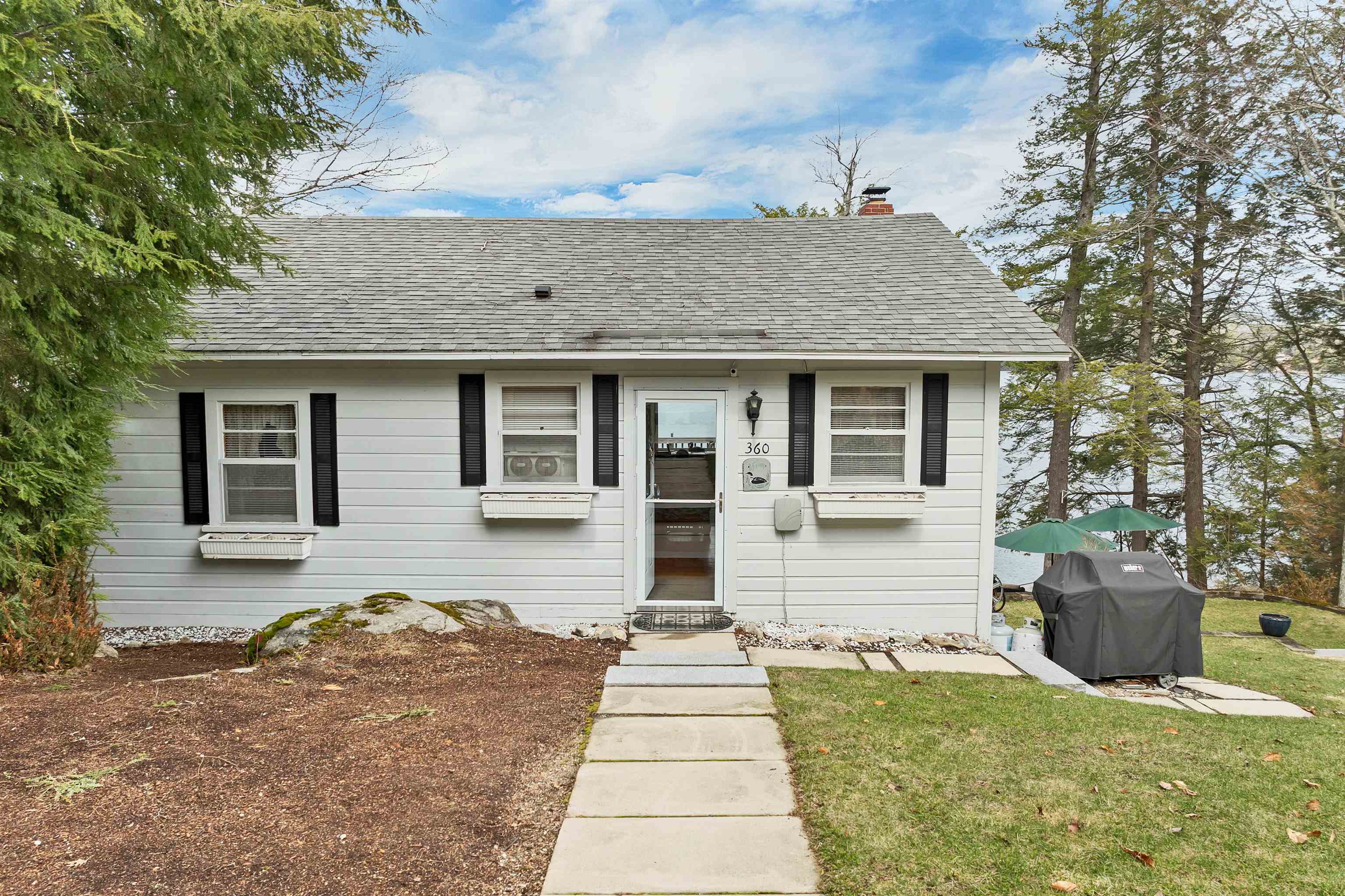 360 S Shore Rd, New Durham, NH 03855