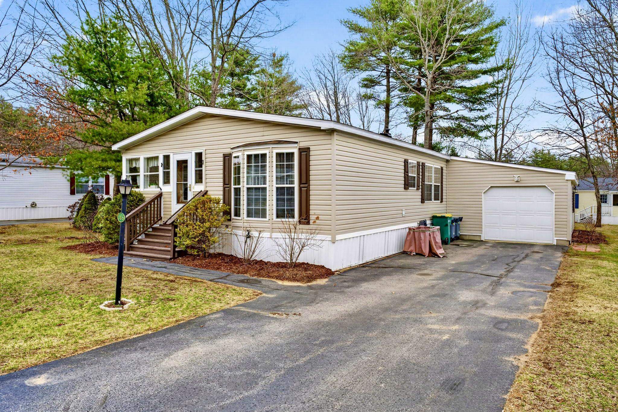 166 Eagle Dr, Rochester, NH 03868