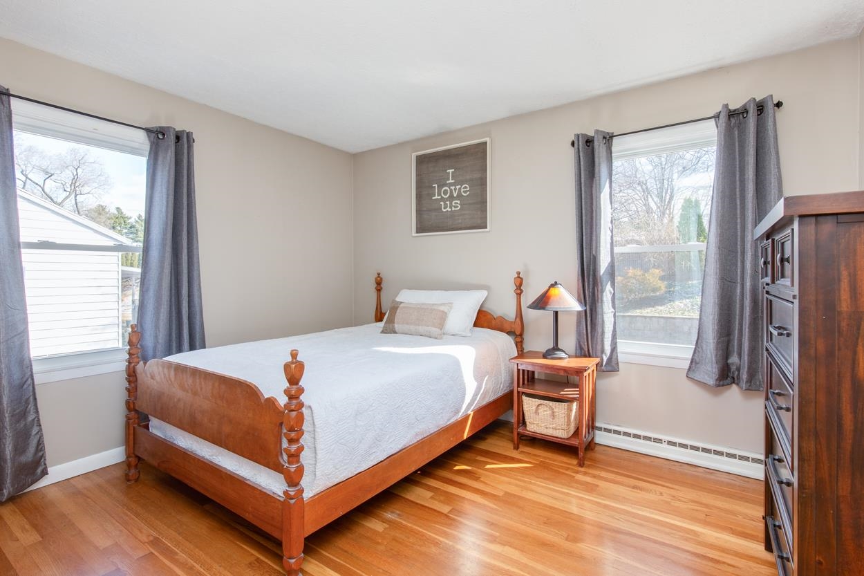 Primary Bedroom 25010972