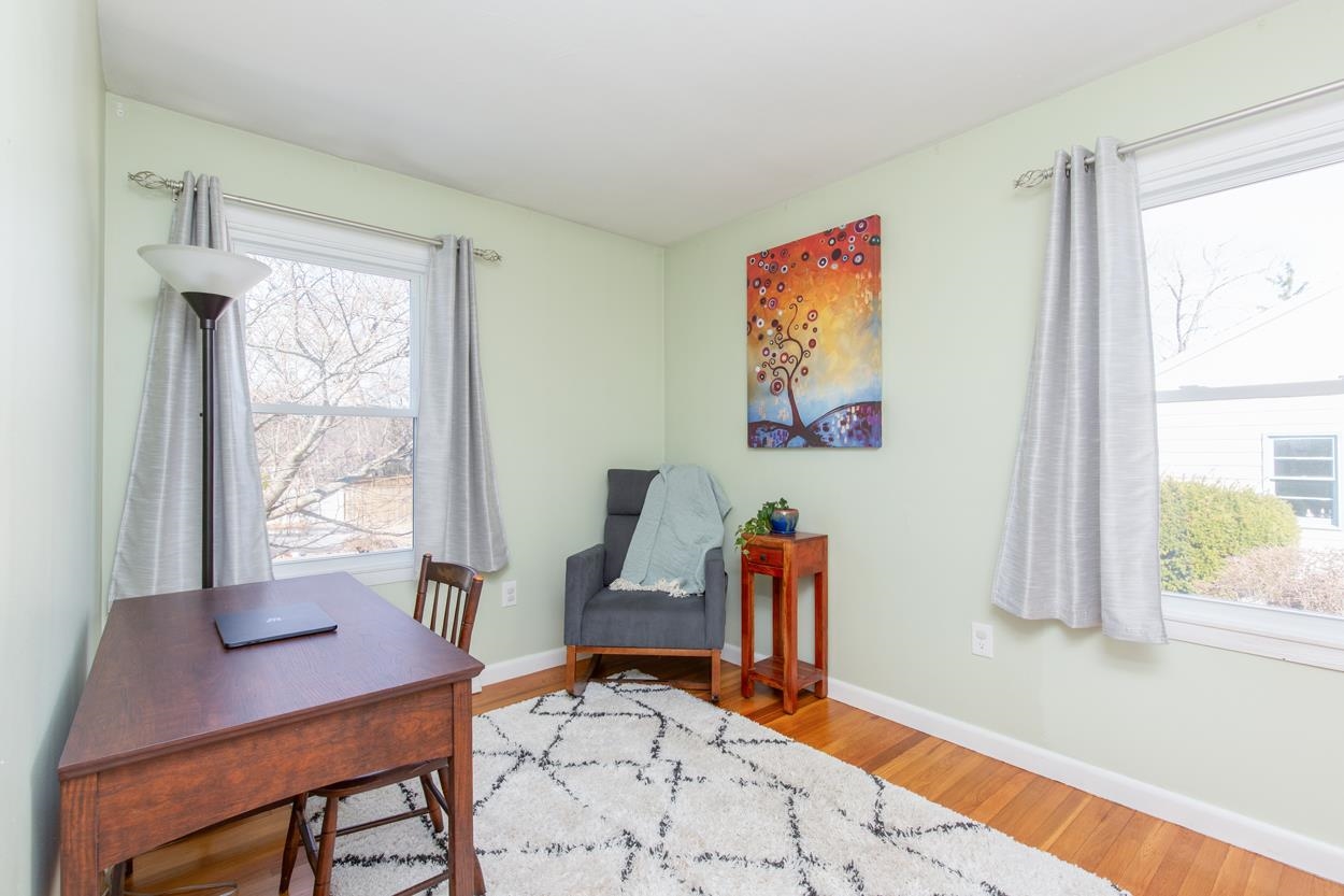 3rd Bedroom or Office 25010979