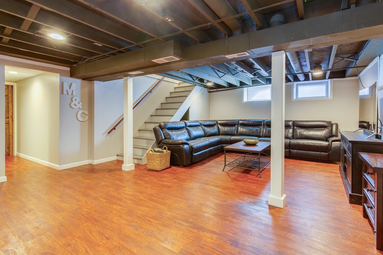 Yes it is Heated 25011003