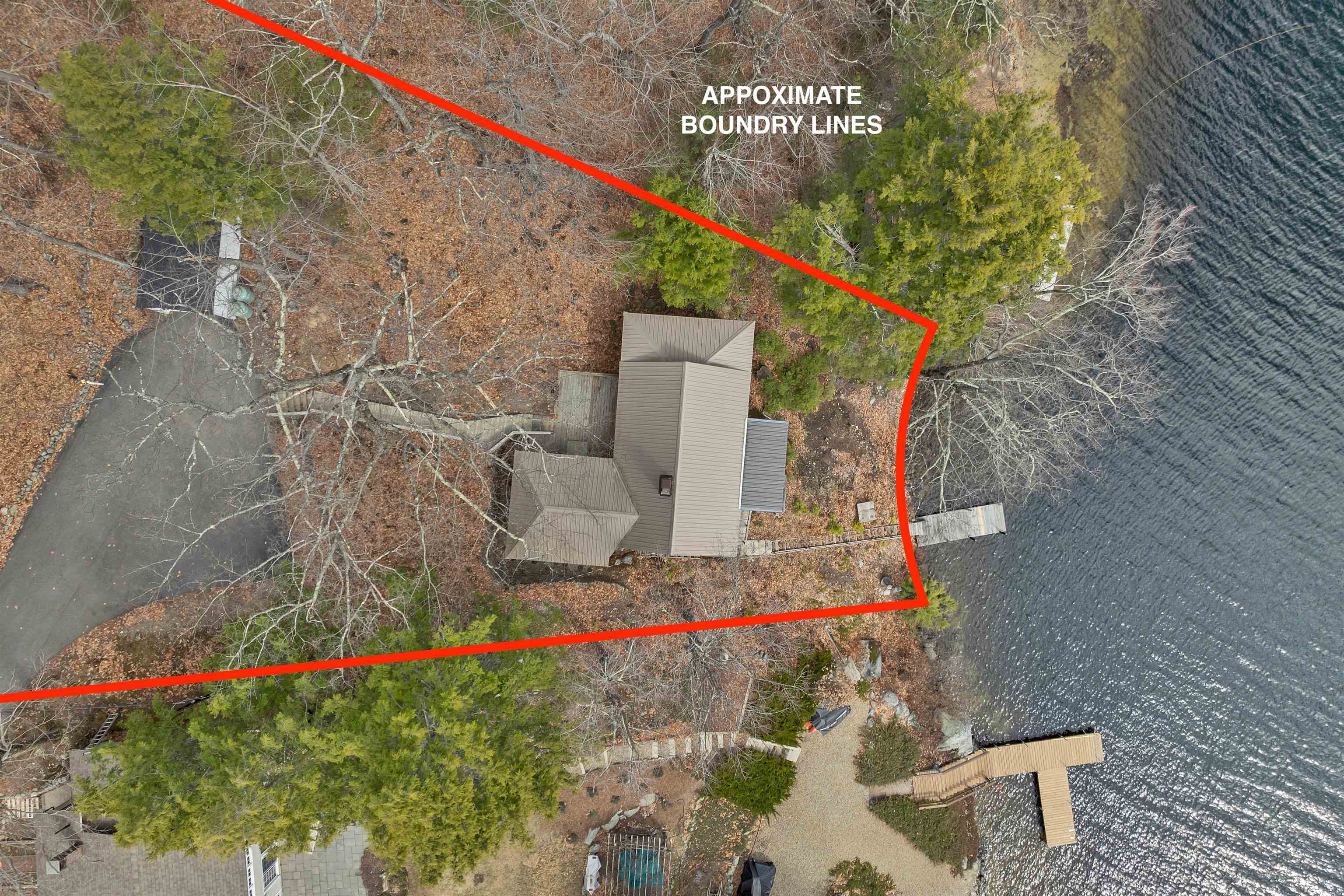 20 Boat Cove Rd, Alton, NH 03810