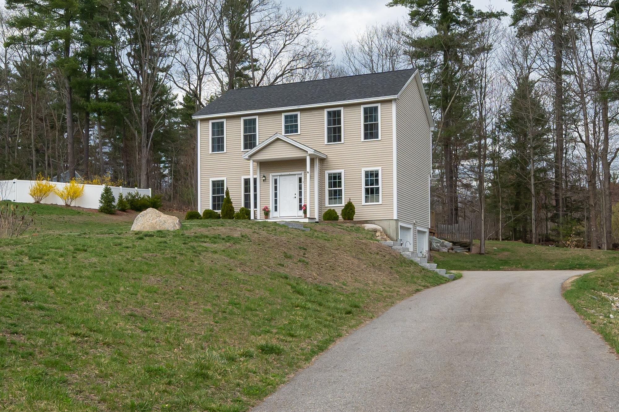 3 Jadyns Way, Raymond, NH 03077