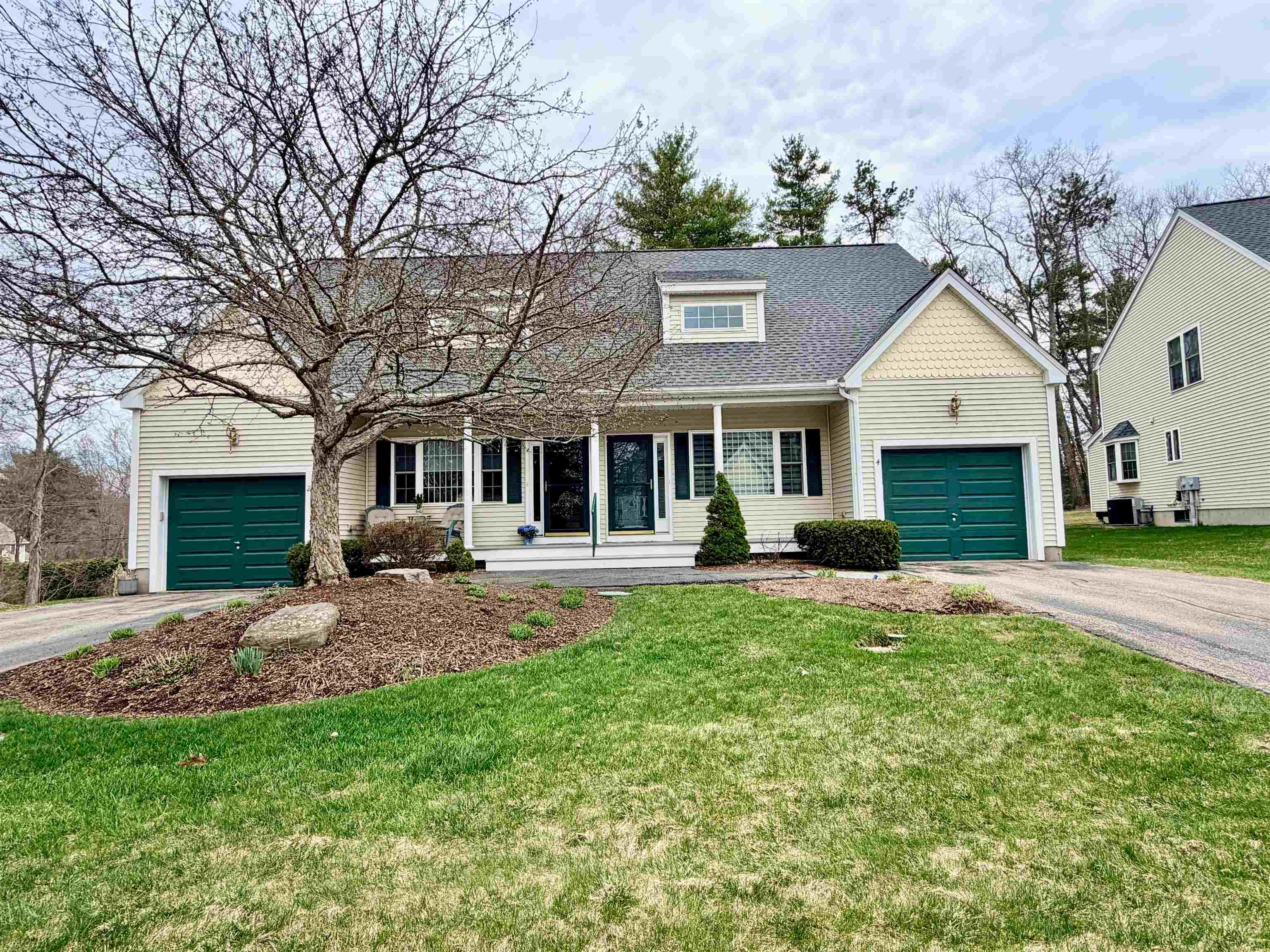 4 Prince Ln, Raymond, NH 03077