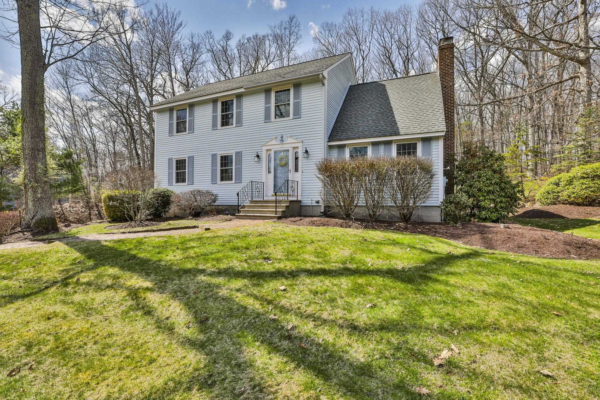 MLS 5083892: 11 Erik Street, Merrimack NH