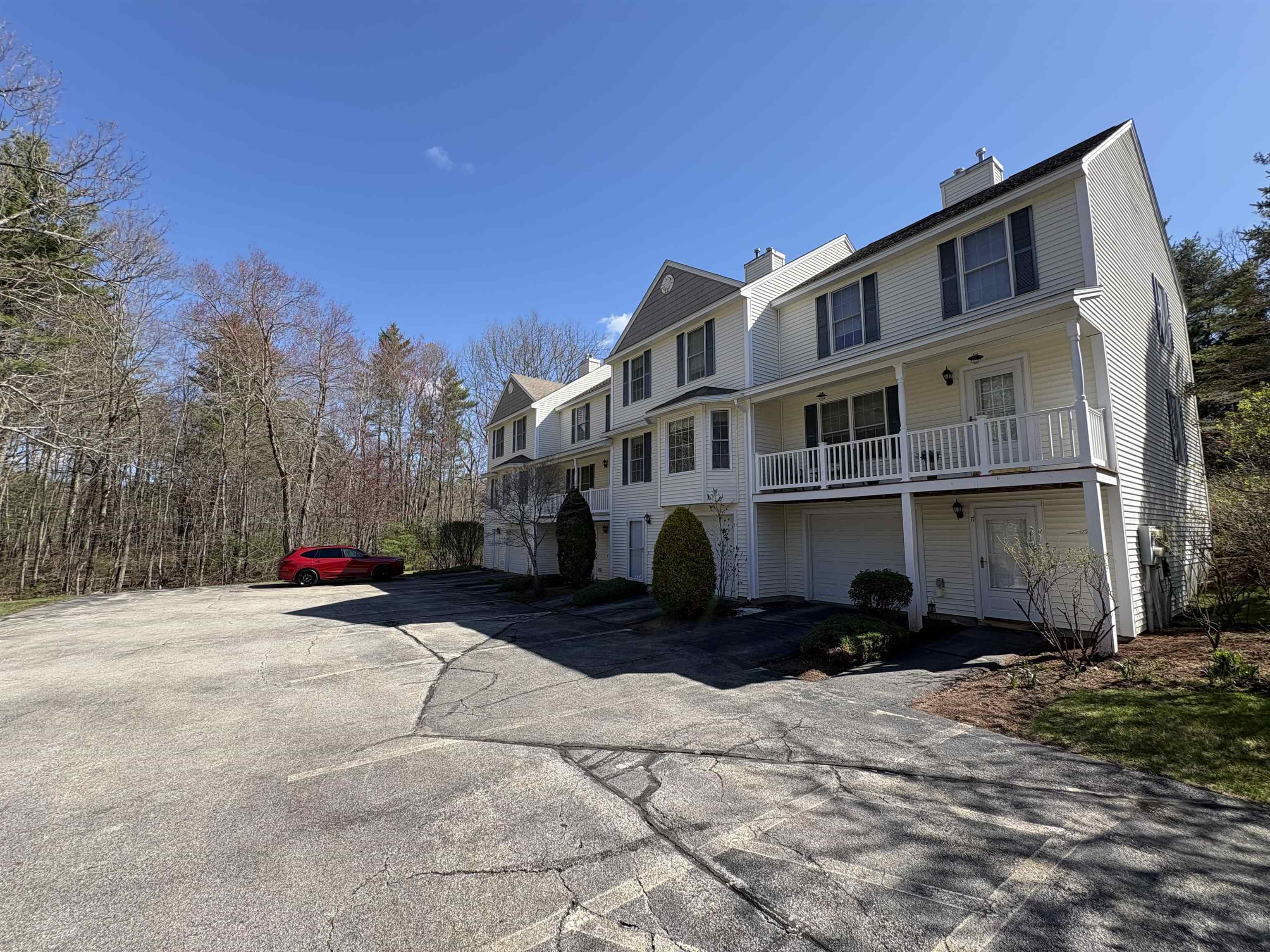 Amherst NH&nbsp;Condo for sale $$380,000 $278 per sq.ft.