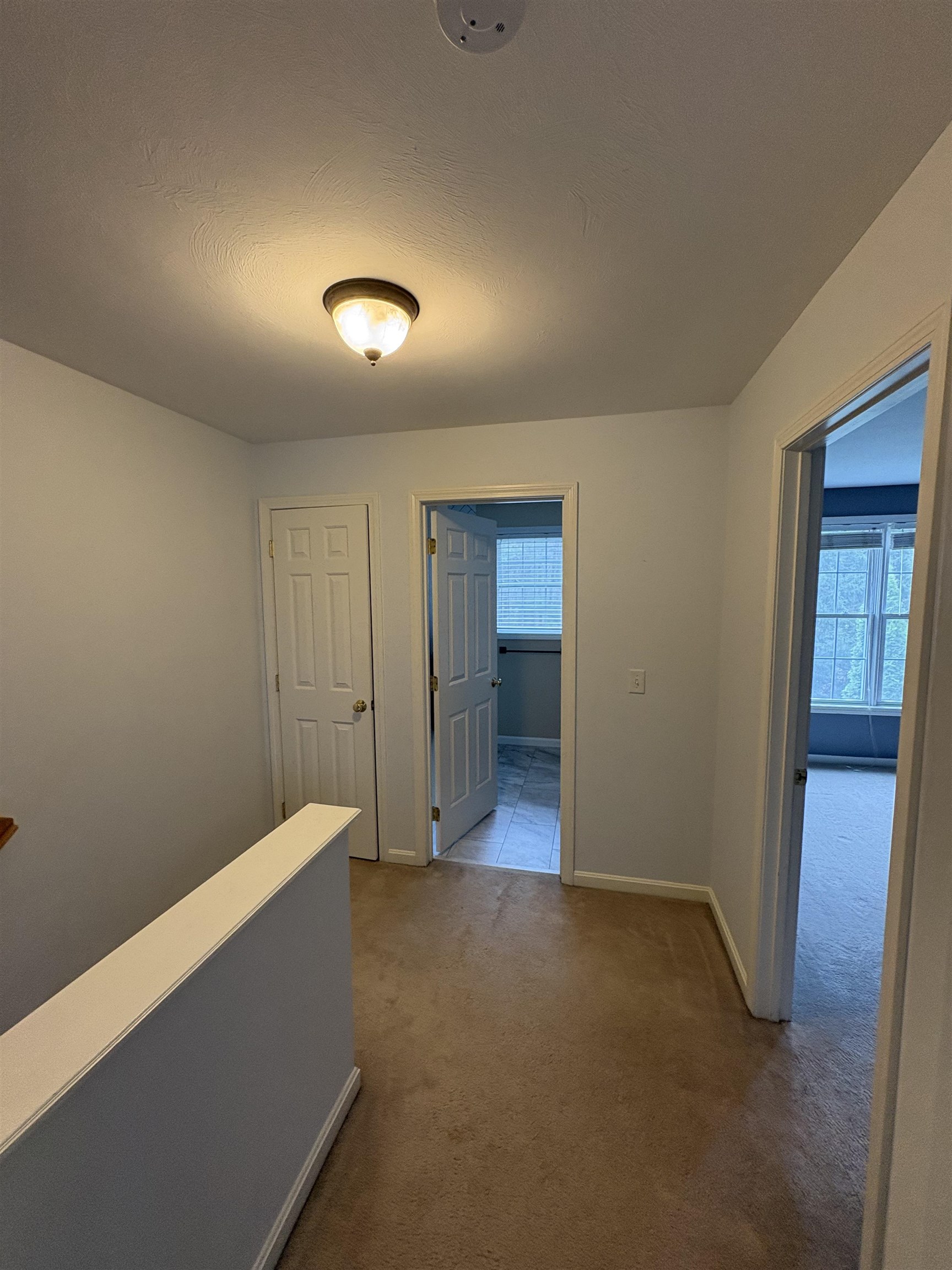 19 Mulberry Ln, Amherst, NH 03031