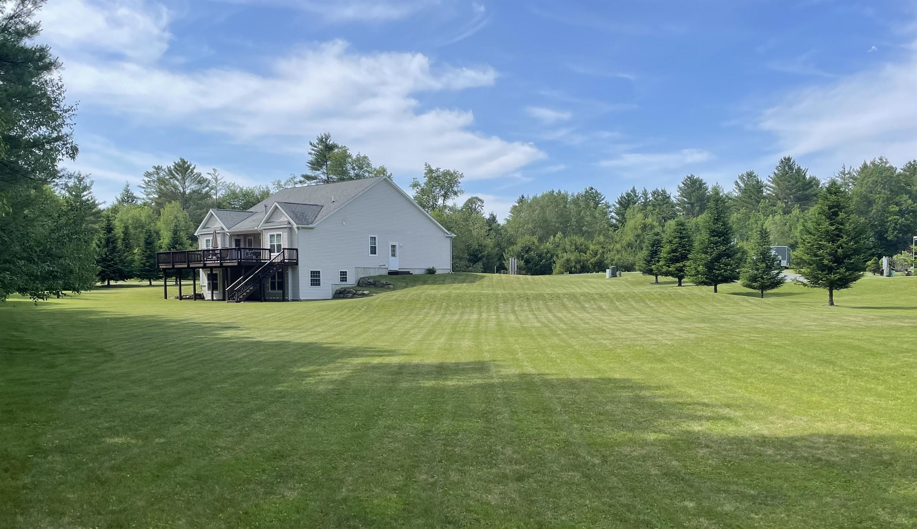 12 Mallard Dr, Canaan, NH 03741