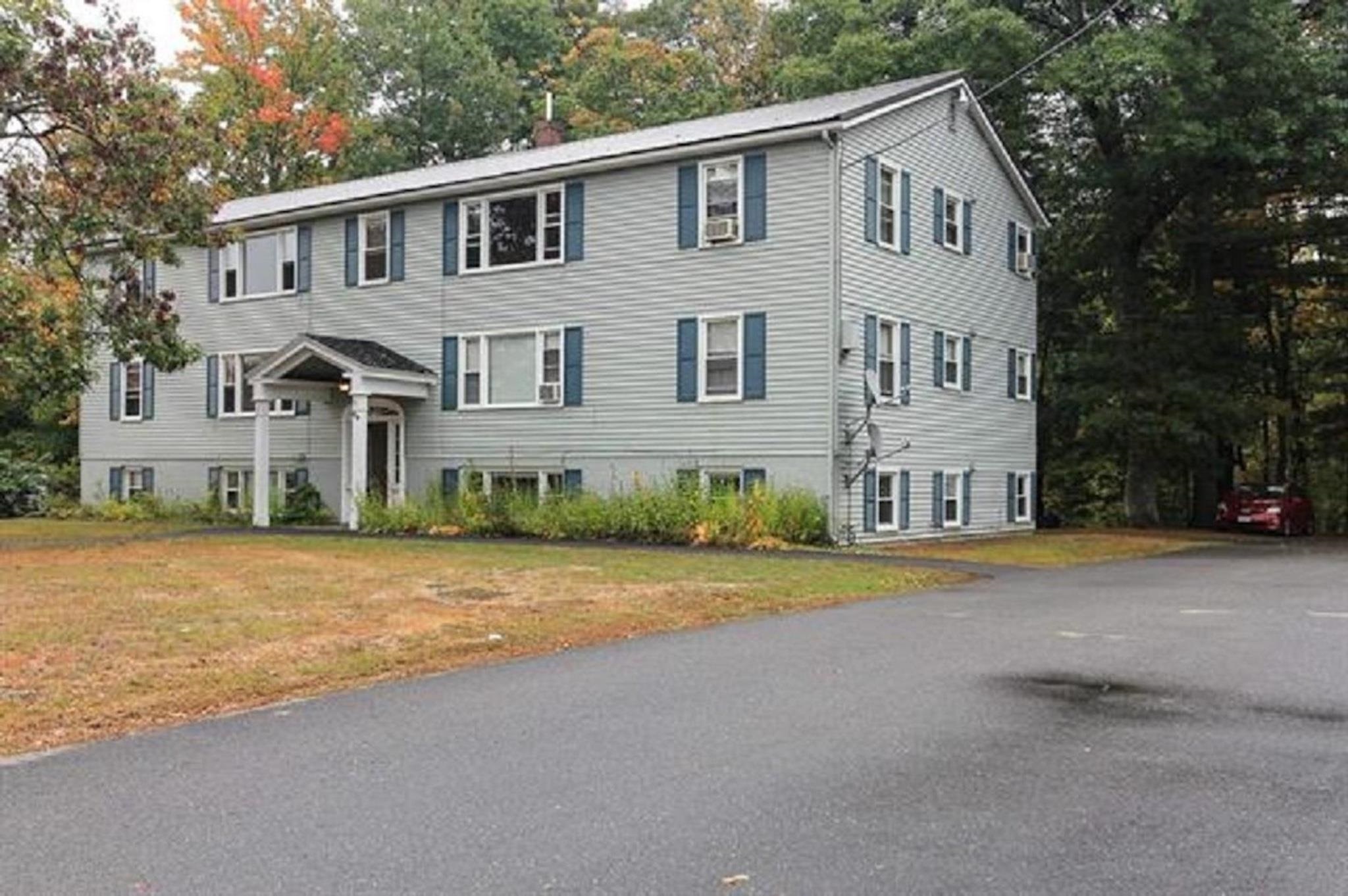 94 Maple St #E, Somersworth, NH 03878
