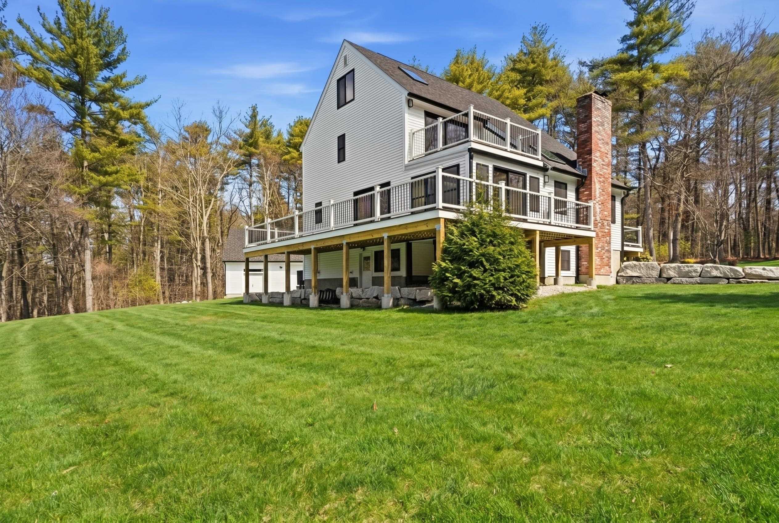 13 Sunridge Rd, Windham, NH 03087