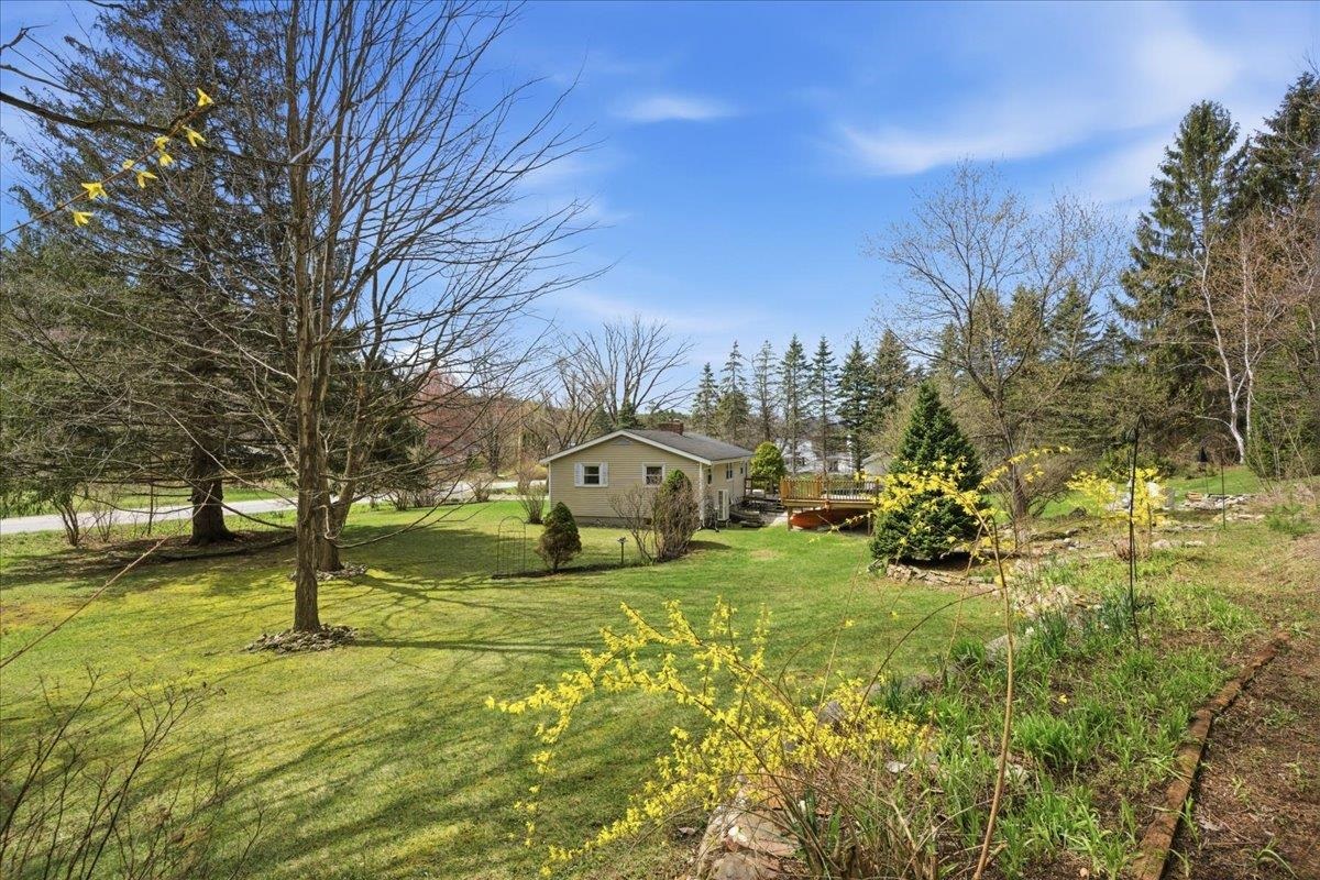 Pownal VT&nbsp;Home for sale $$259,000 $161 per sq.ft.