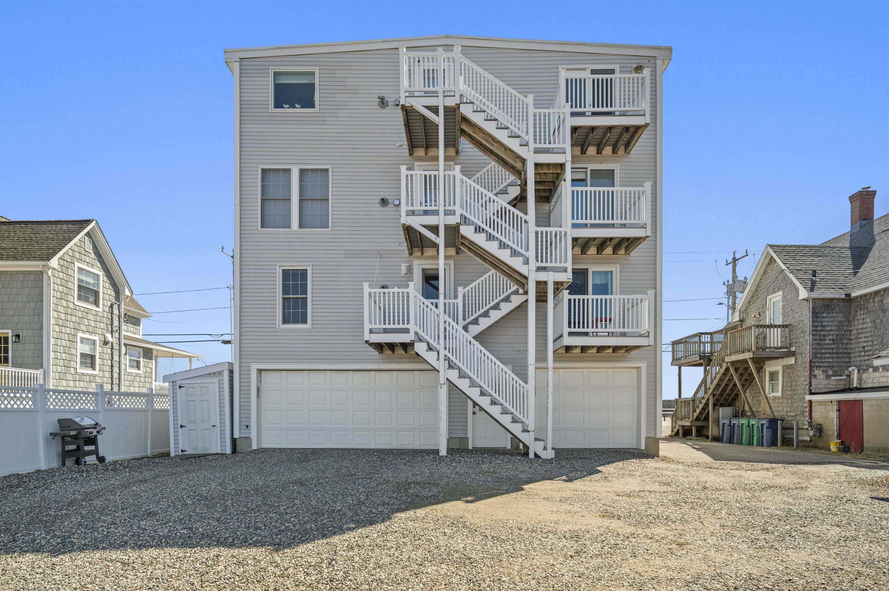 605 Ocean Blvd, Hampton, NH 03842