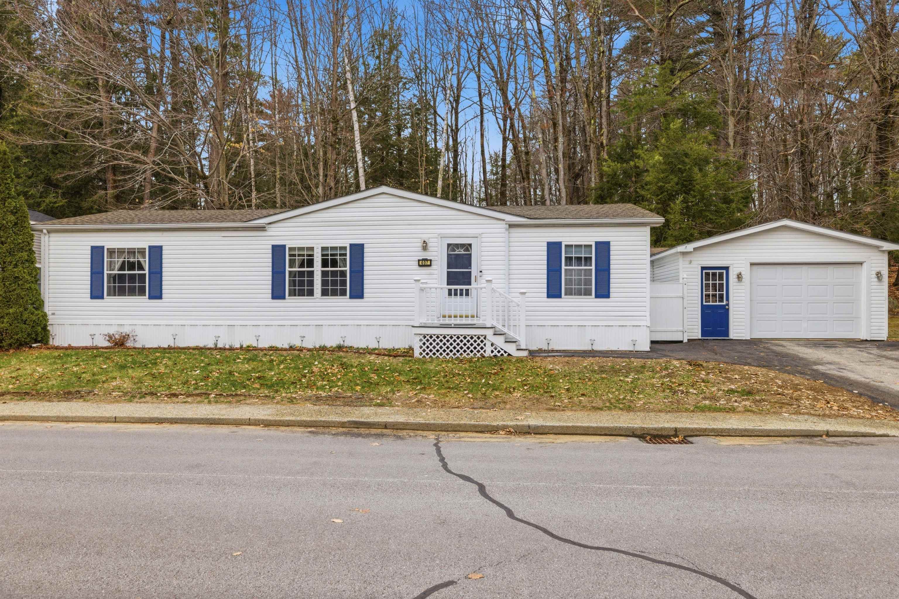 407 Darby Dr, Belmont, NH 03220