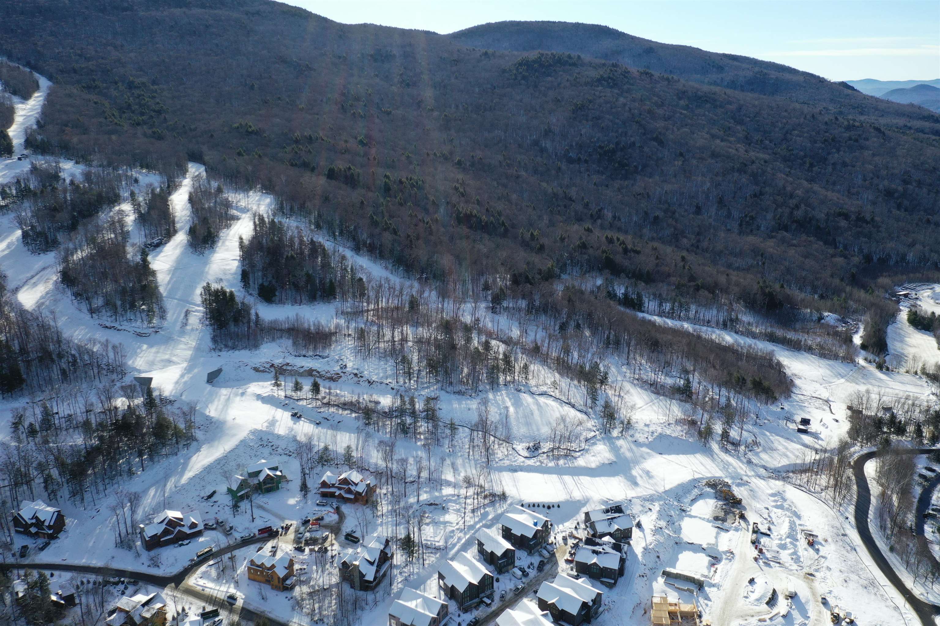 32 Alpine Dr, Lincoln, NH 03251