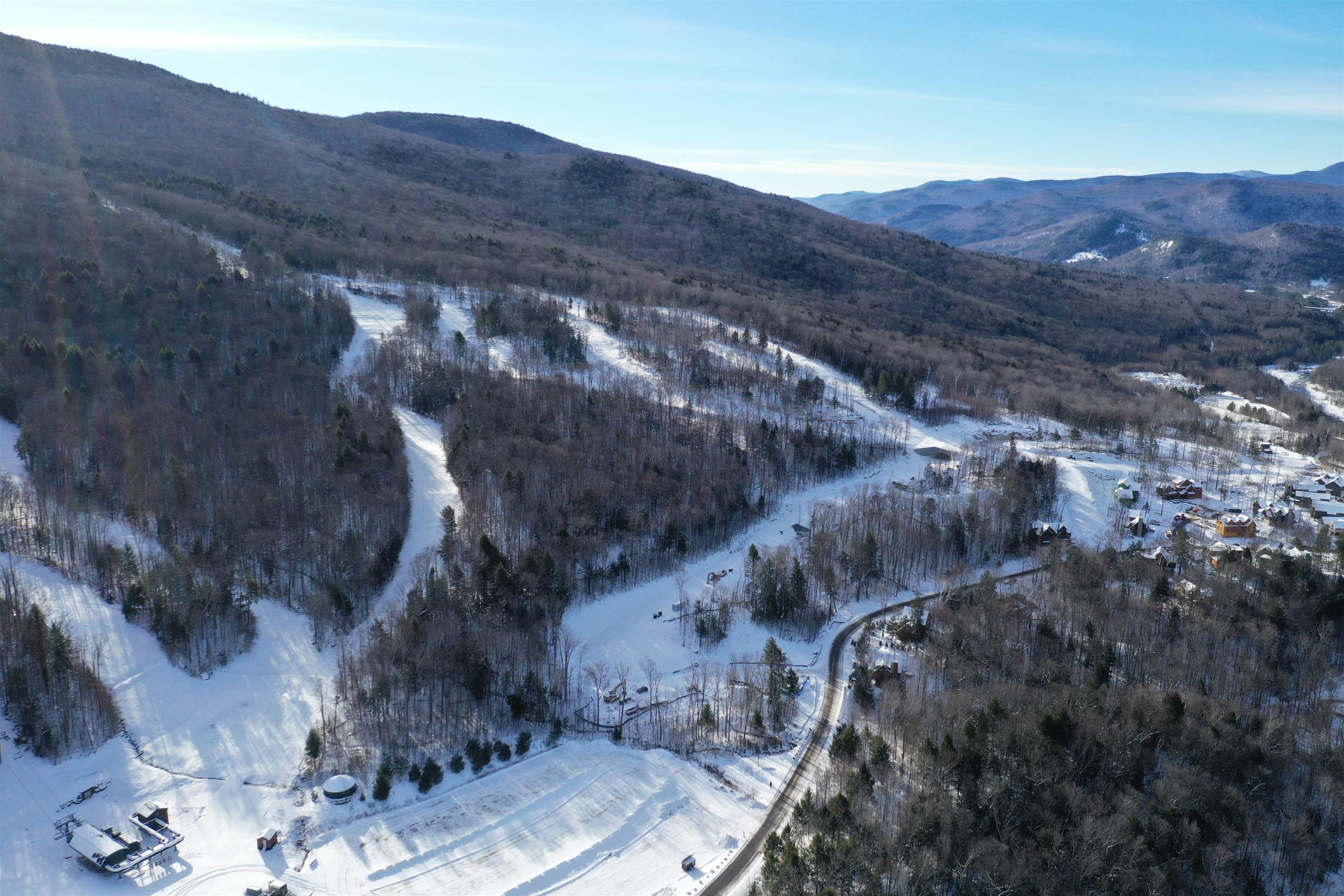 32 Alpine Dr, Lincoln, NH 03251
