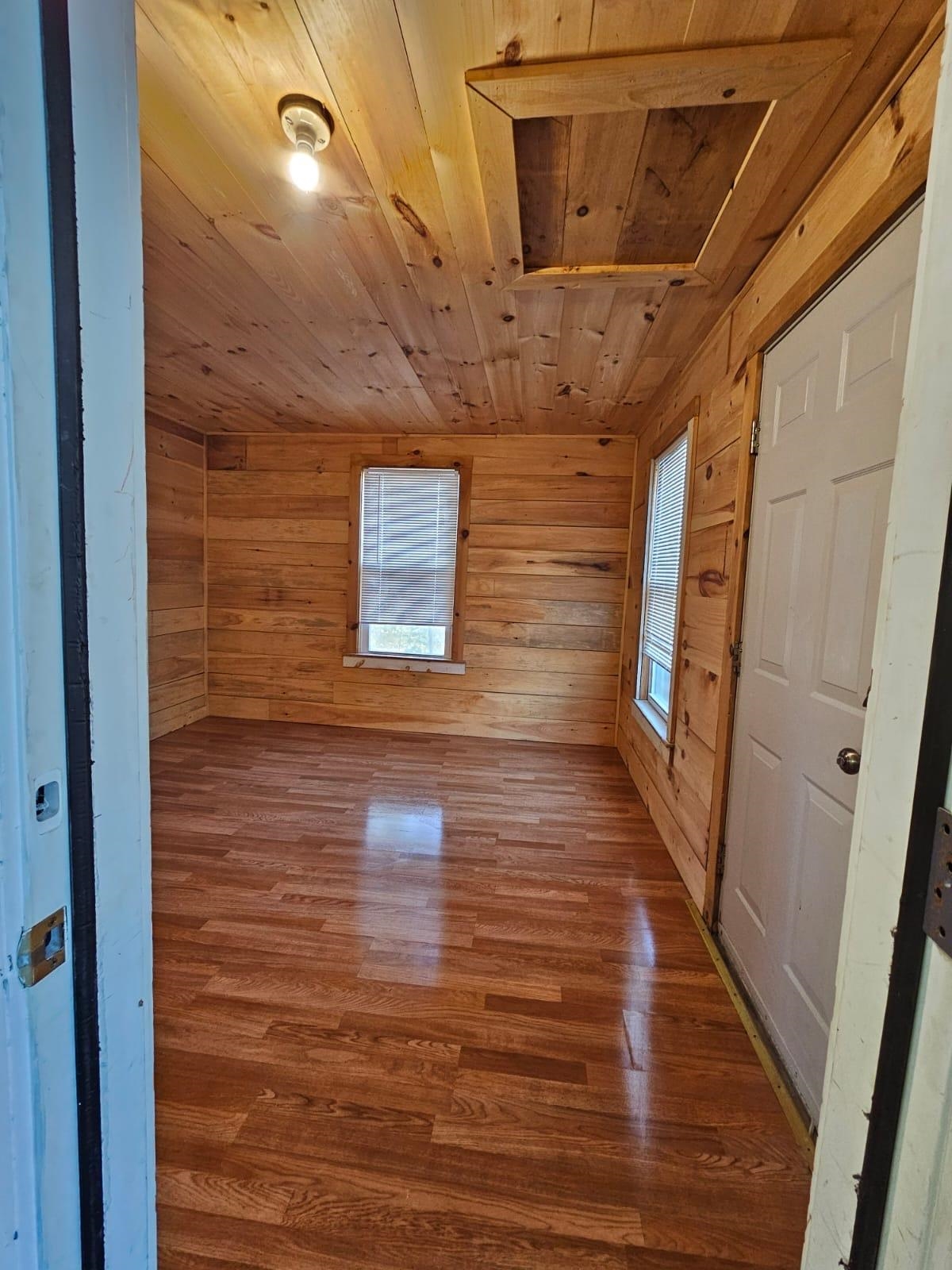 Unit 30 Mudroom