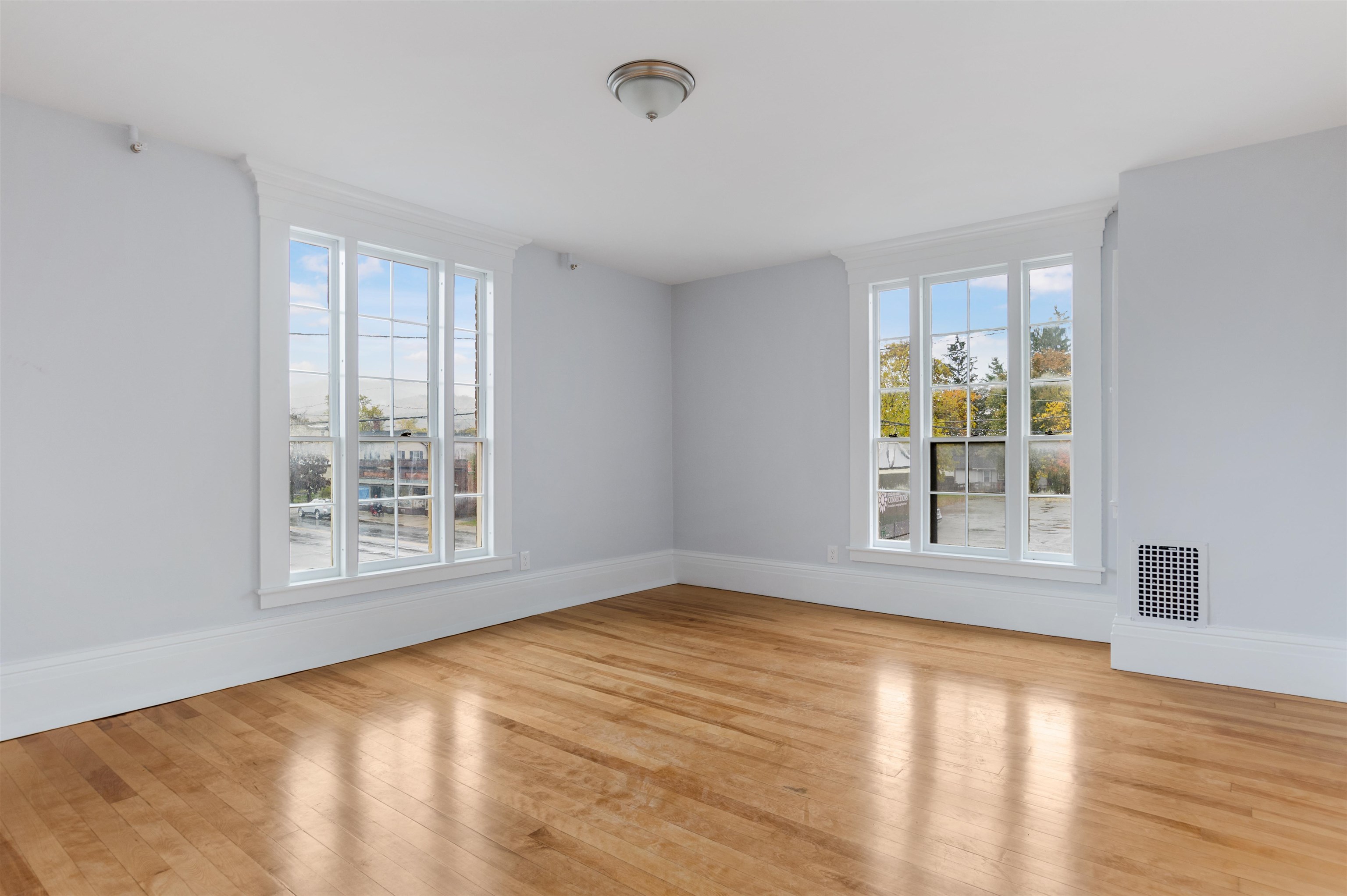 CLAREMONT NH&nbsp;Claremont_NH for sale $Apartment For Lease: $1,850