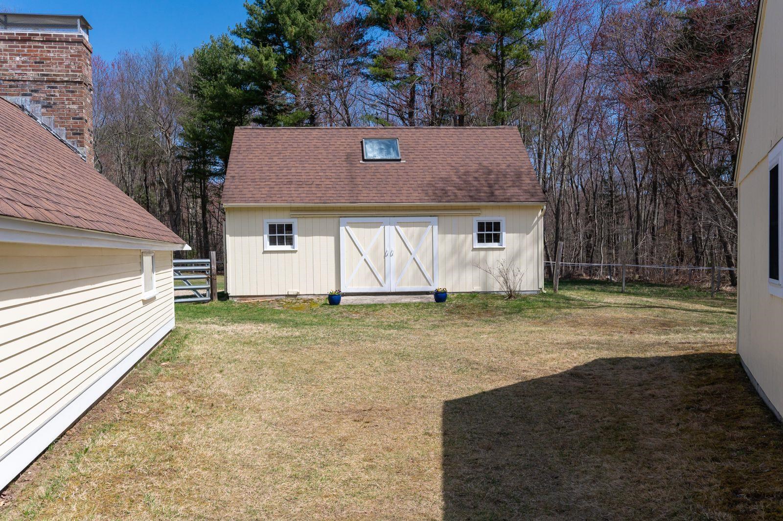 12 Miltimore Rd, Derry, NH 03038