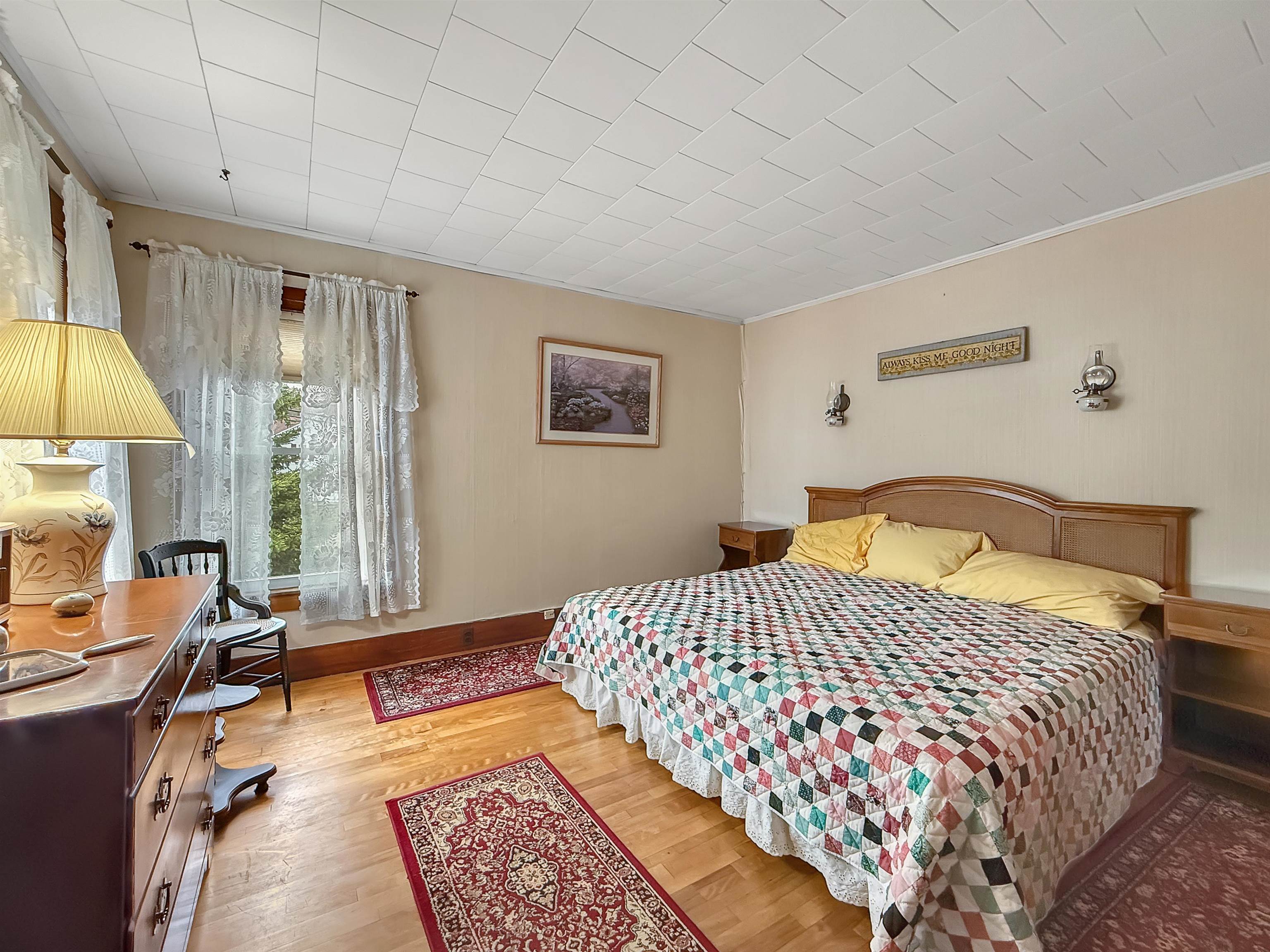 58 Pleasant St, Colebrook, NH 03576