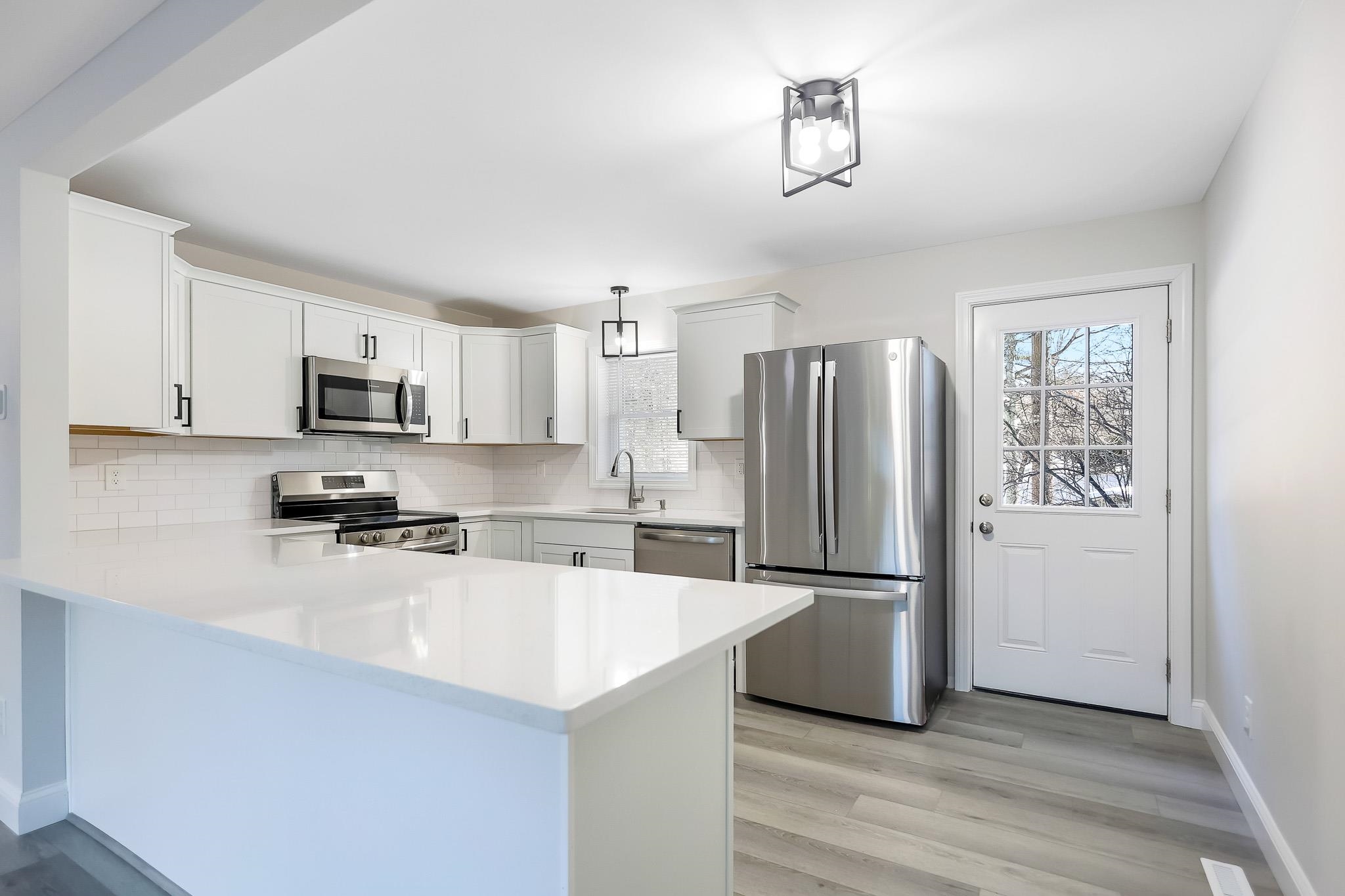 2A Mulberry St, Windham, NH 03087