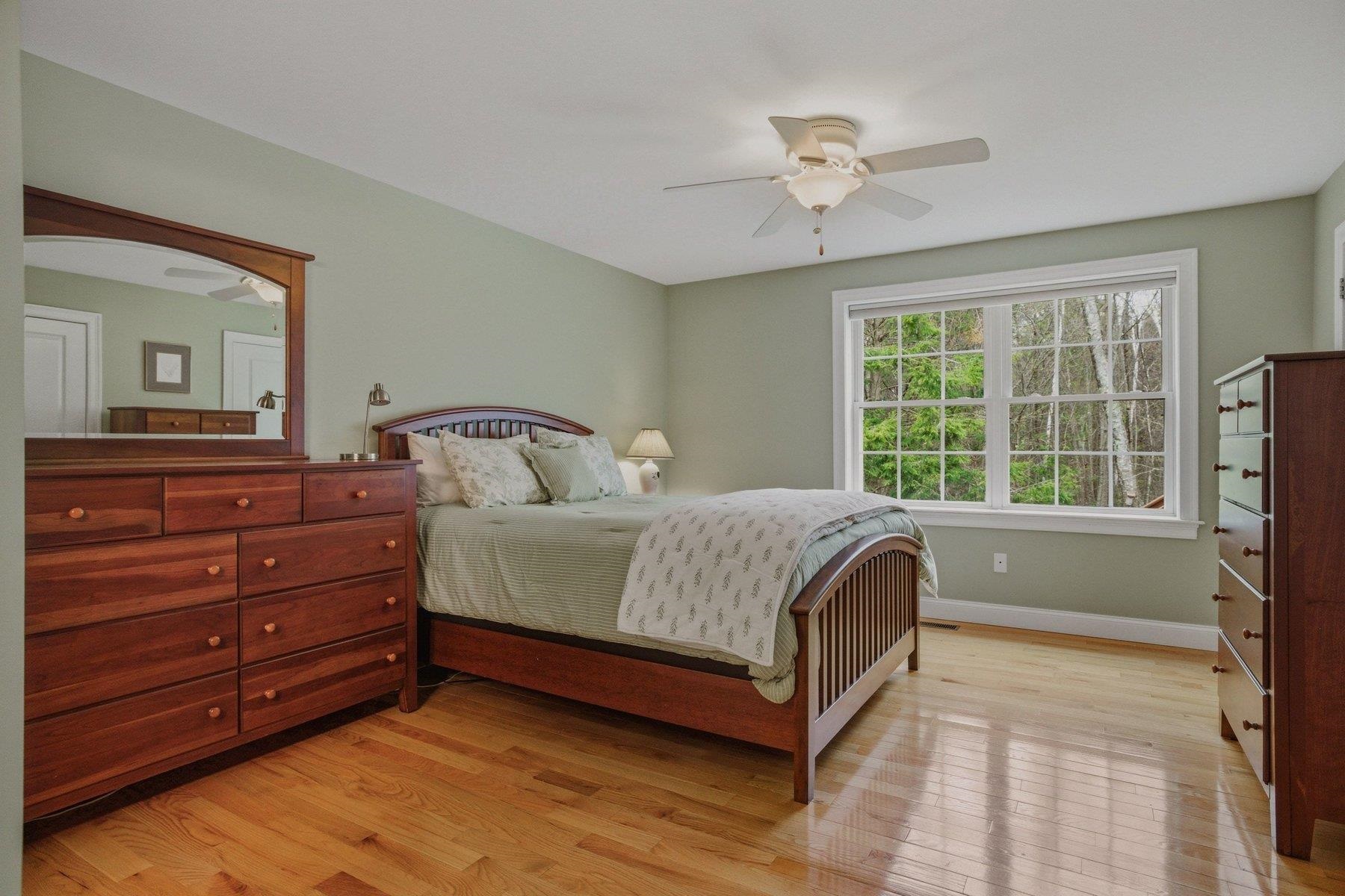 38 Willowbrook Ave, Greenland, NH 03840