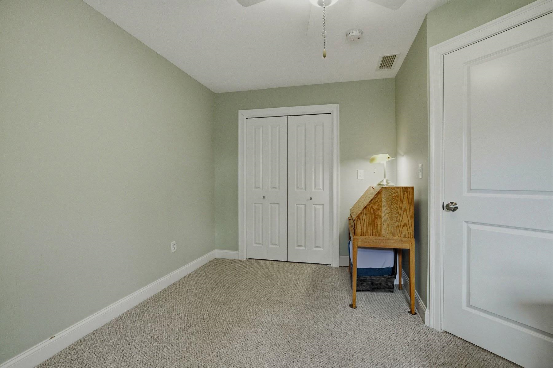 38 Willowbrook Ave, Greenland, NH 03840