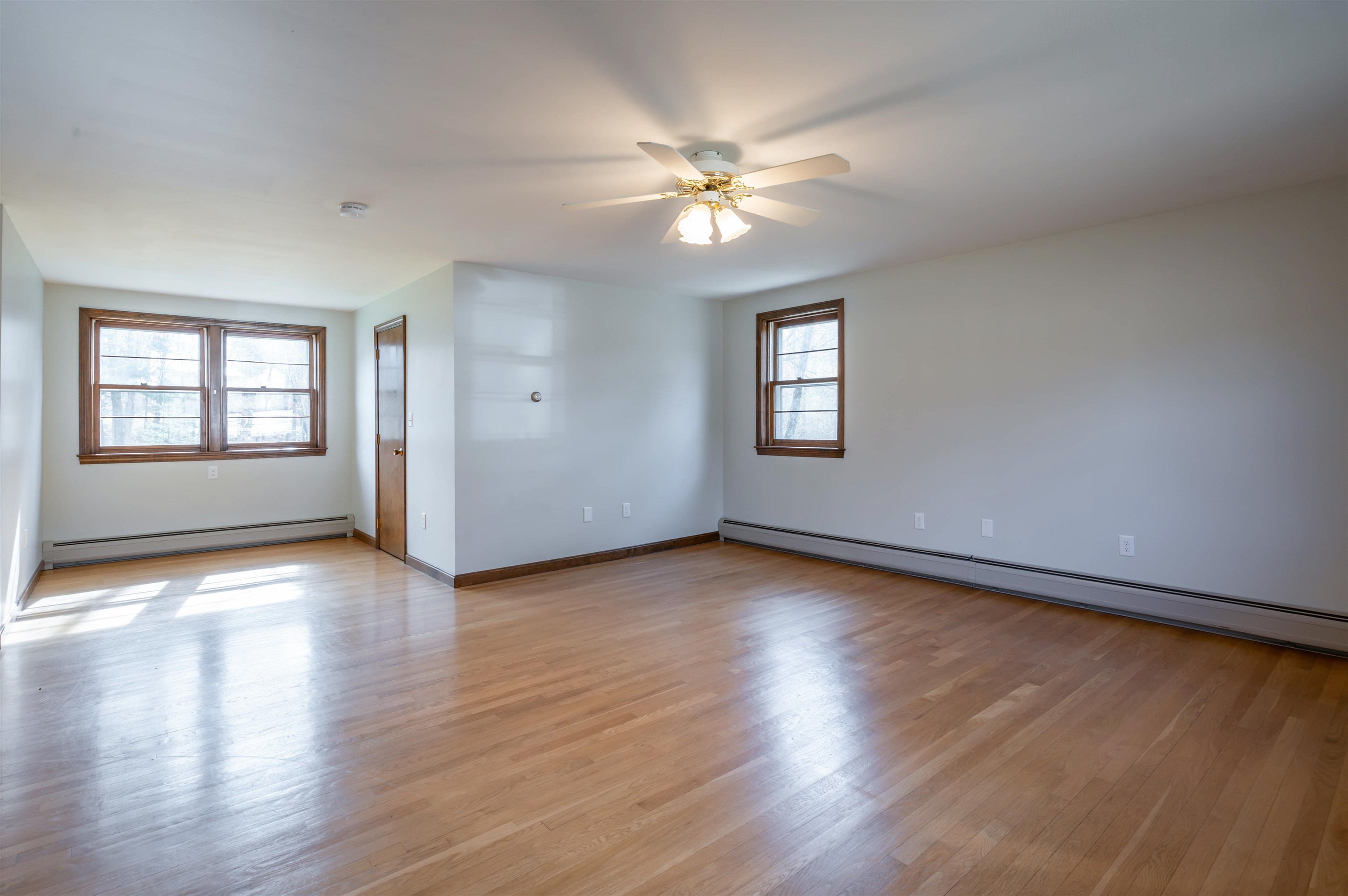 422 Main Dunstable Rd, Nashua, NH 03063