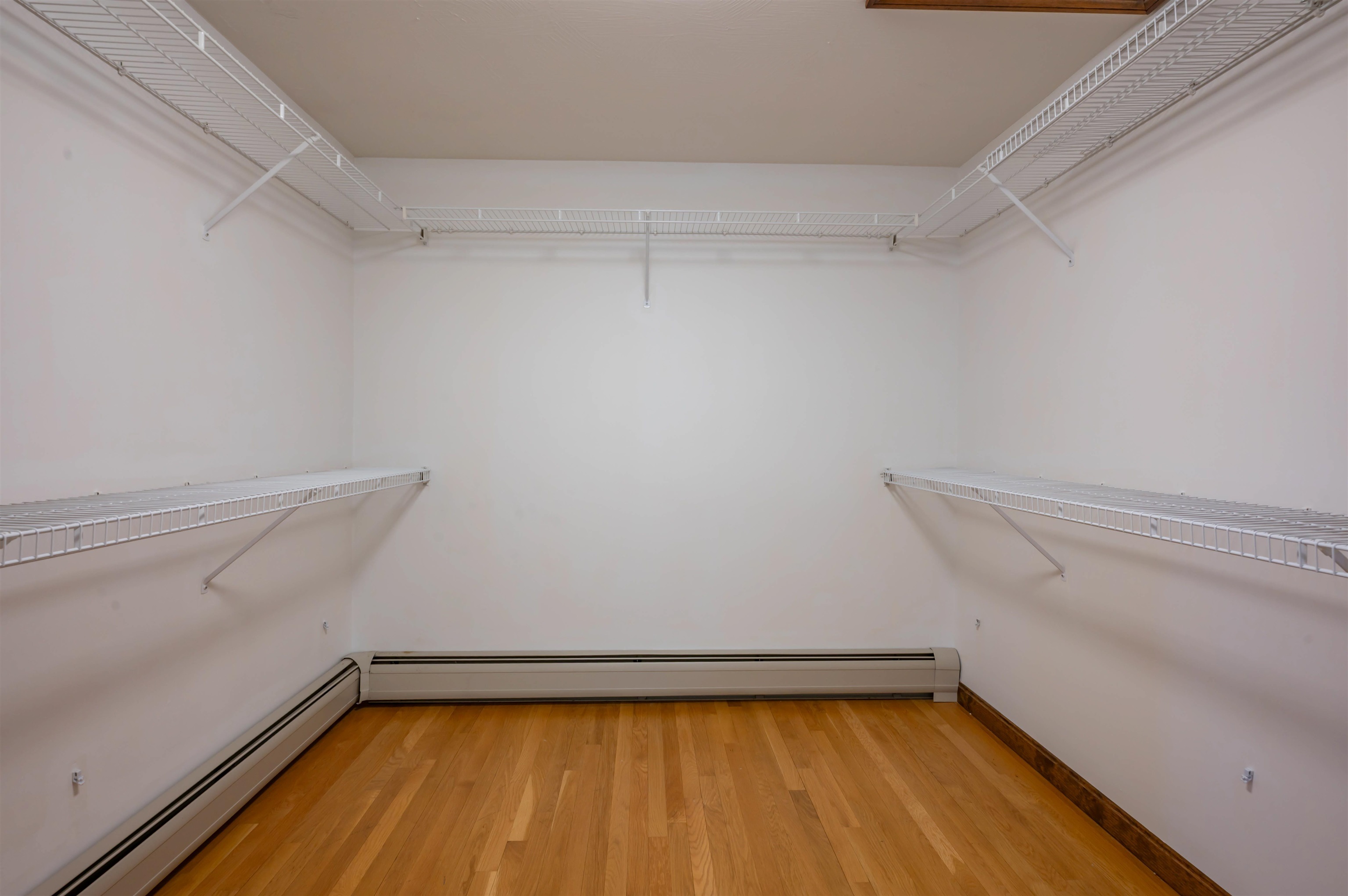 422 Main Dunstable Rd, Nashua, NH 03063