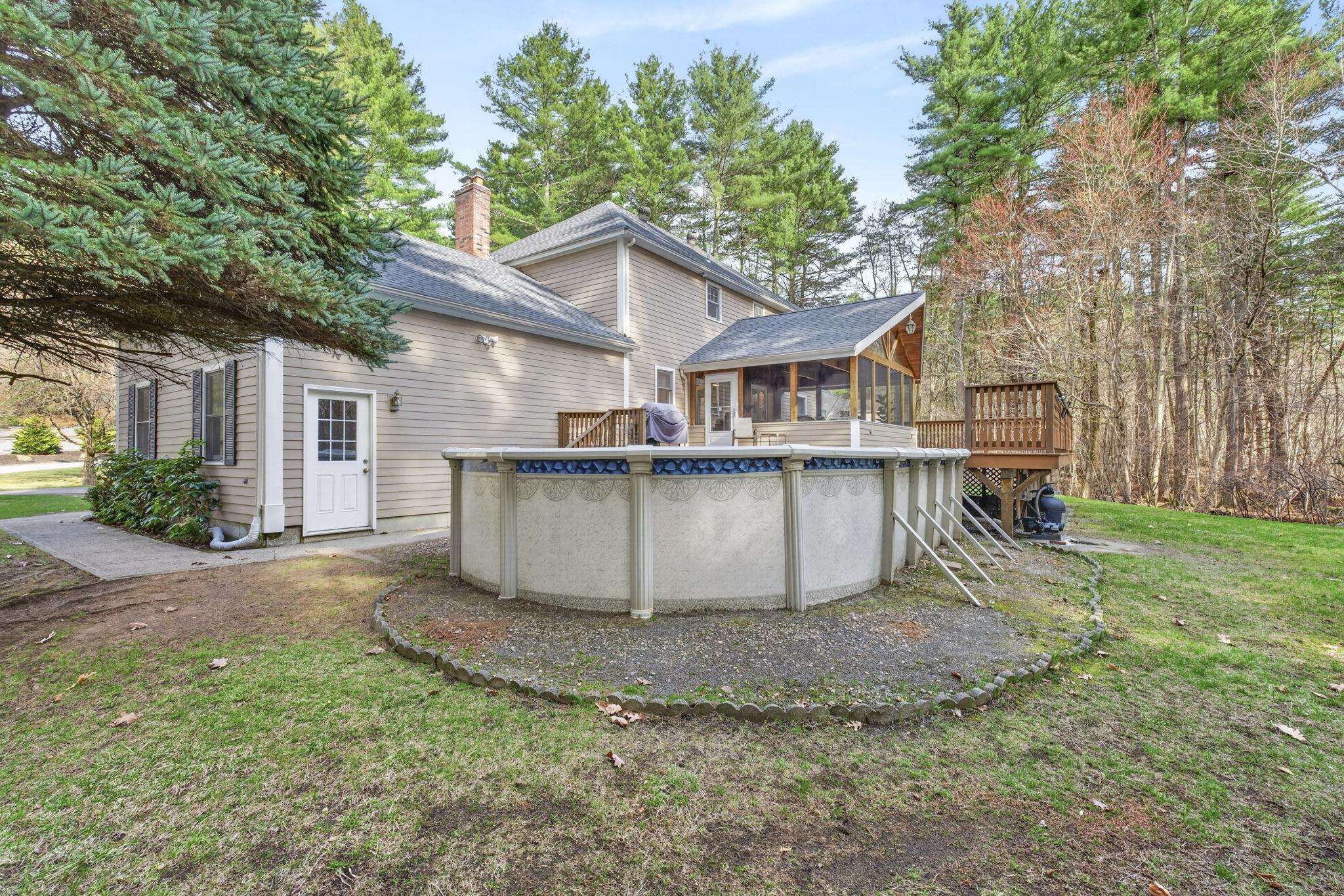 1 Cote Dr, Pelham, NH 03076